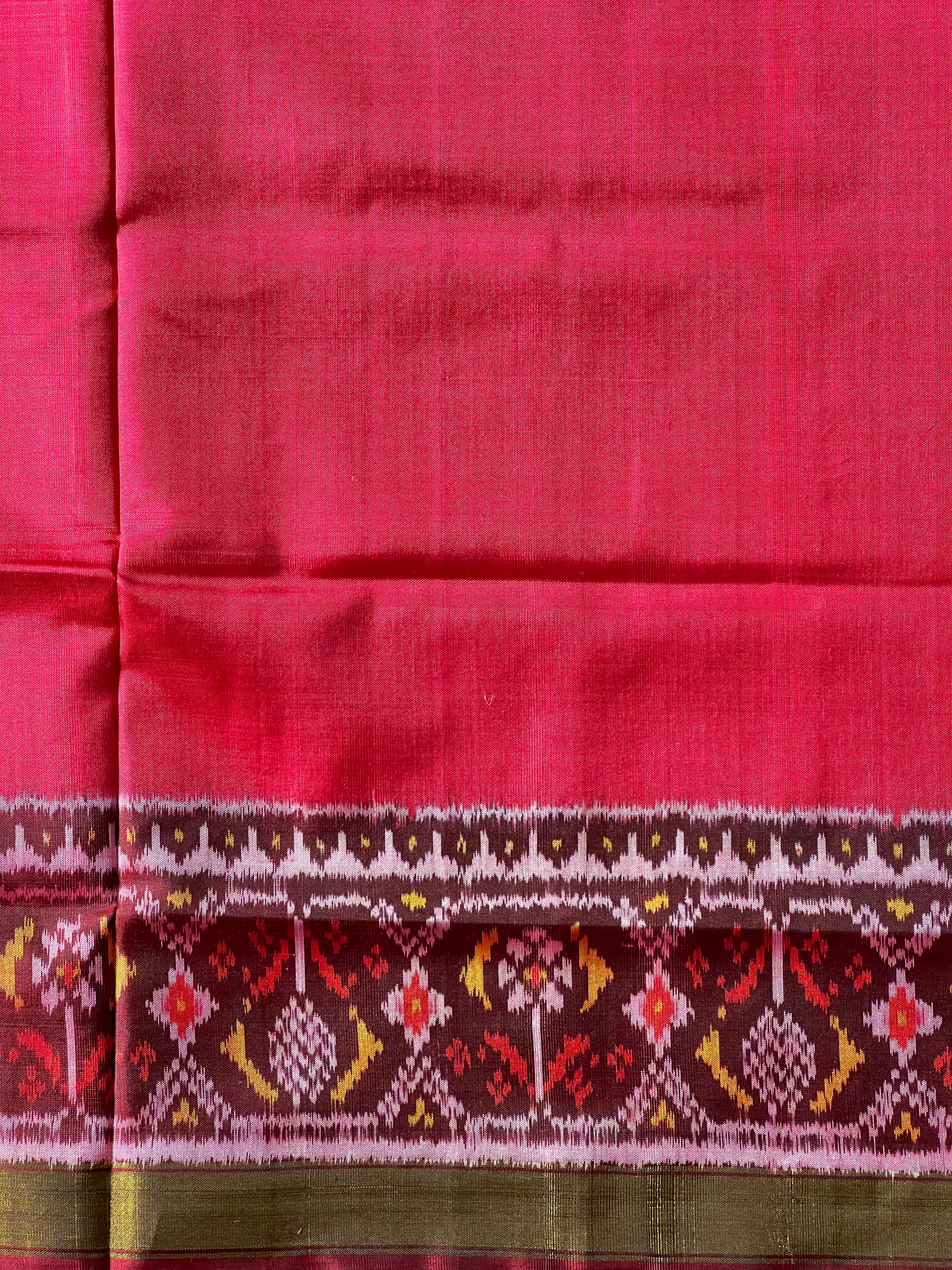 Plain Gala Border With Designer Blouse Handwoven Patola Silk Saree