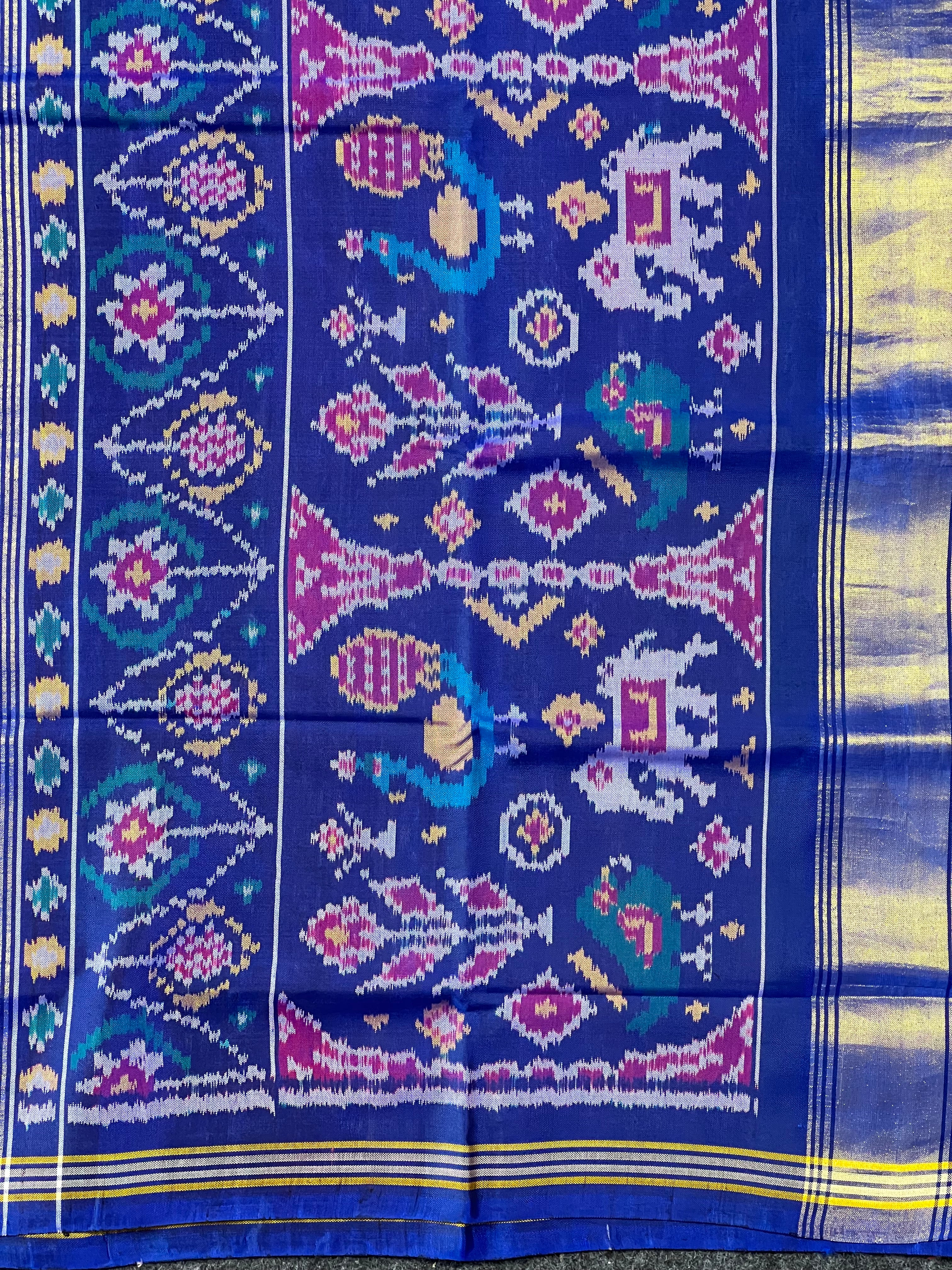 Big Motif Traditional Handwoven Patola Silk Saree