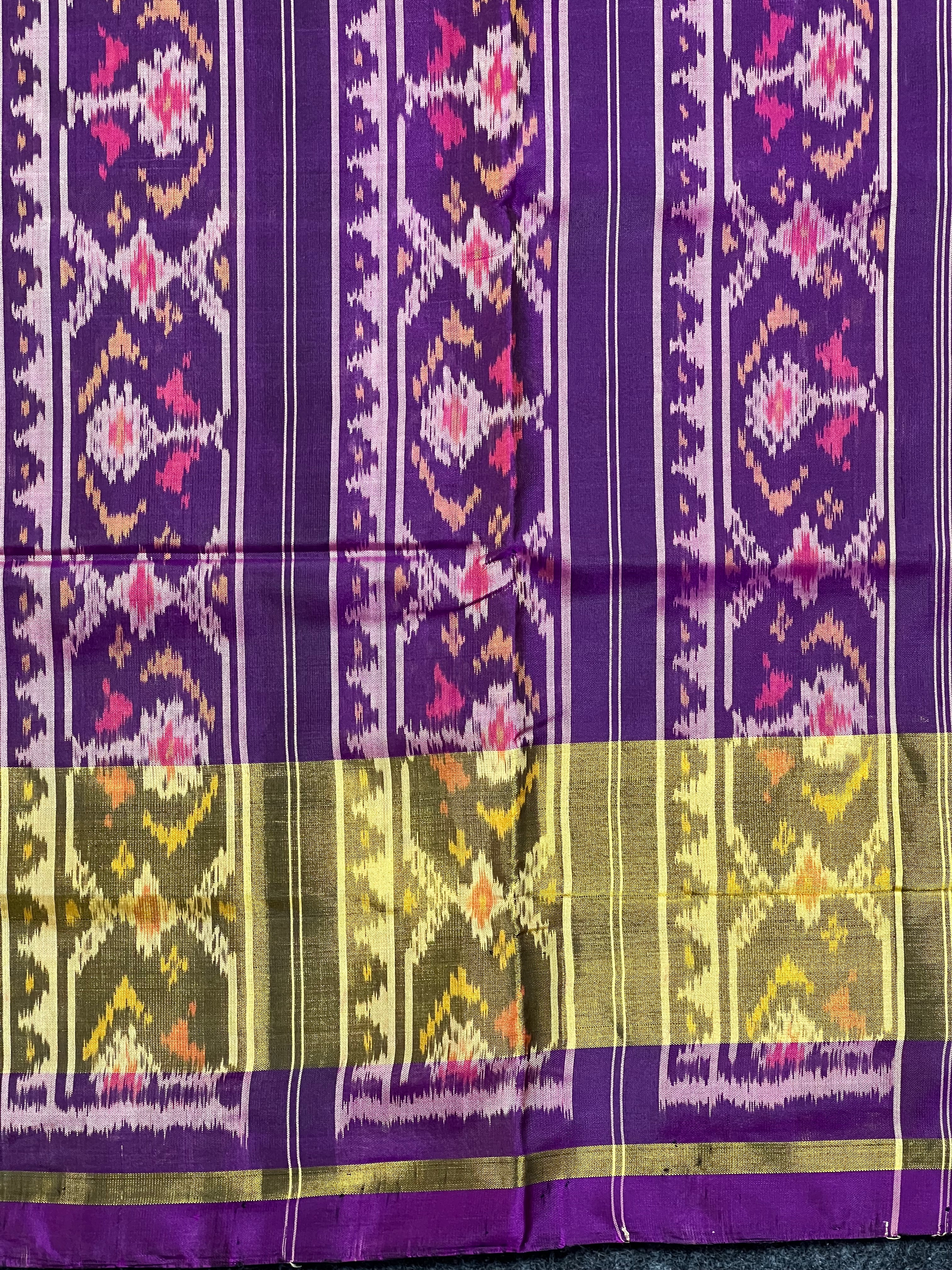Navratna With Elephant Design Handwoven Patola Silk Saree