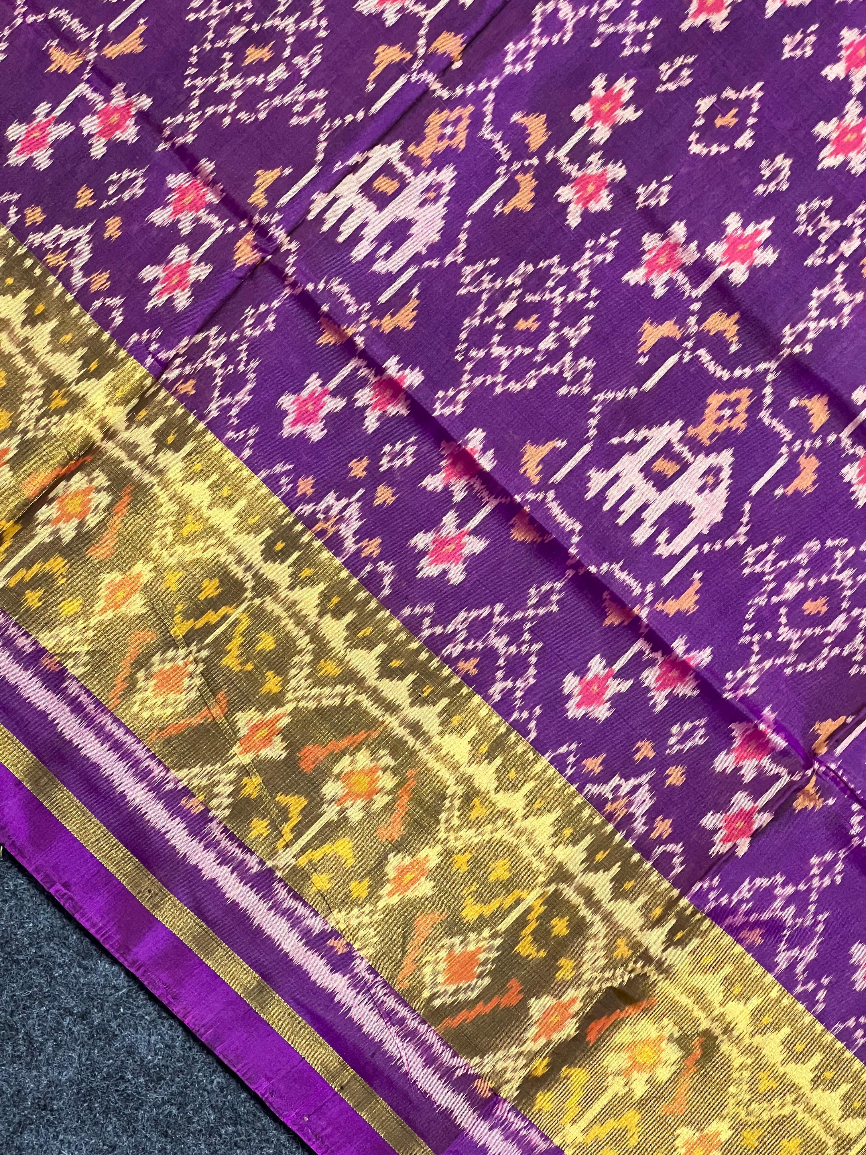 Navratna With Elephant Design Handwoven Patola Silk Saree