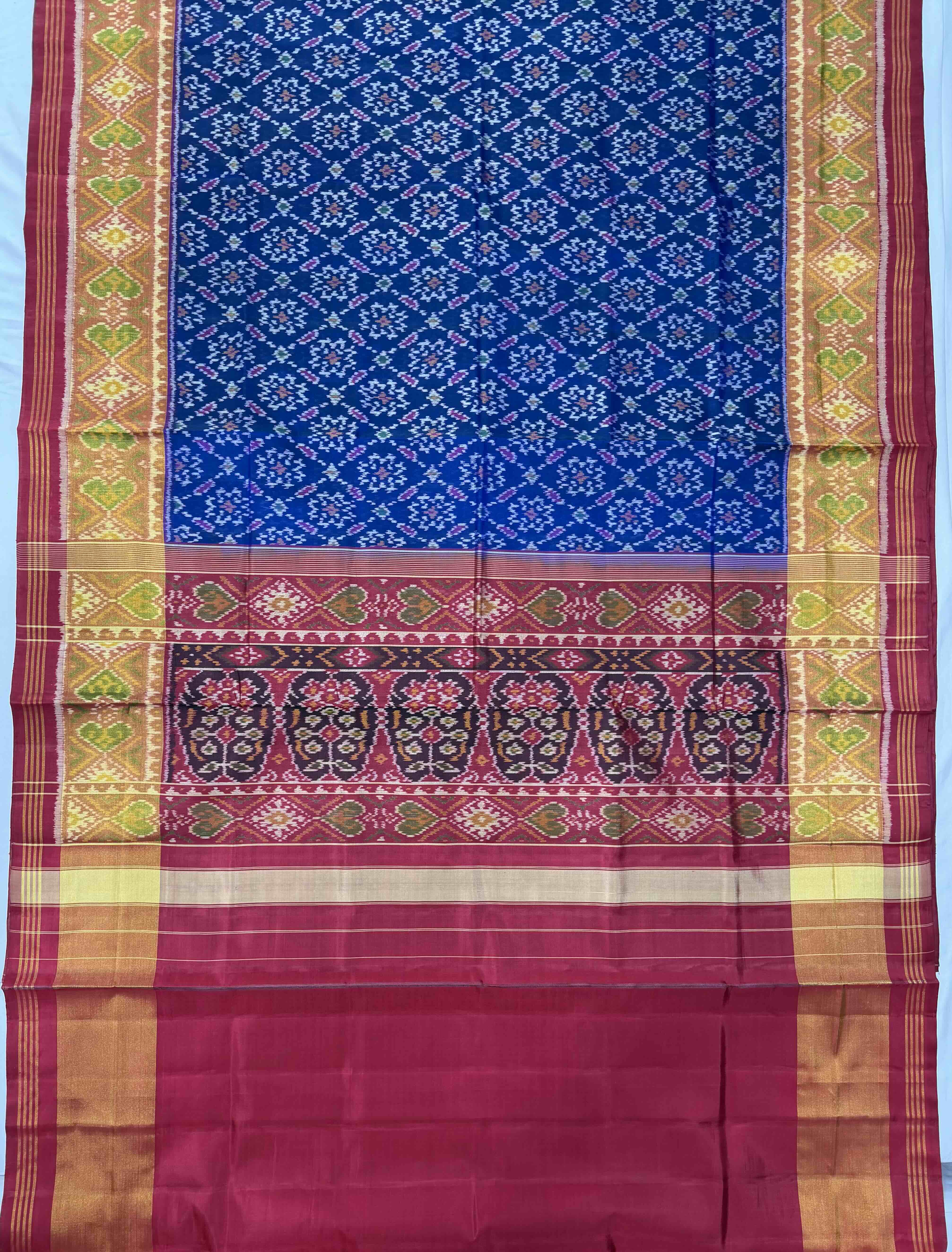 Exclusive Design Handwoven Patola Silk Saree Secondary image