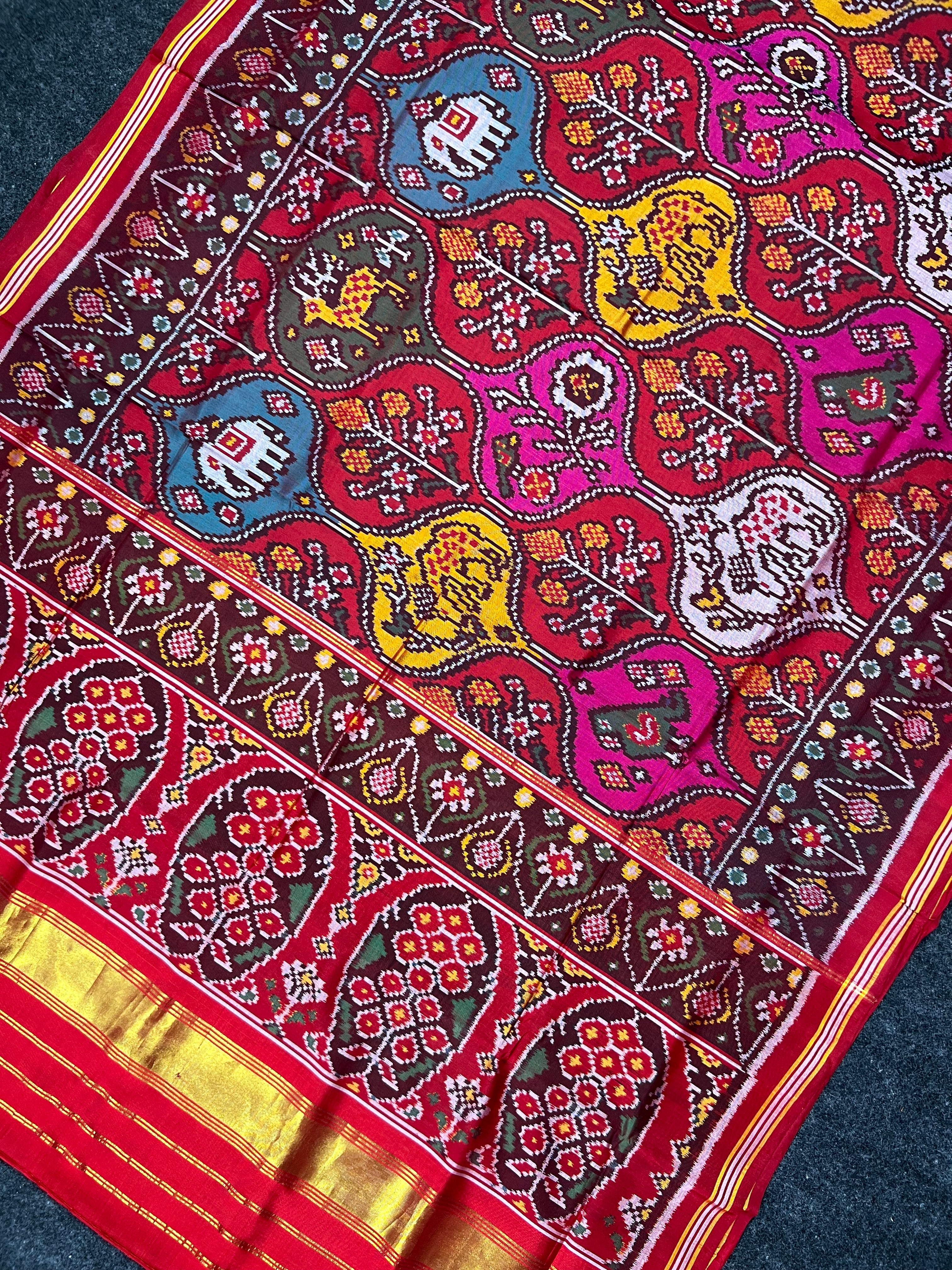 Exclusive Motif Traditional Design Handwoven Patola Silk Saree