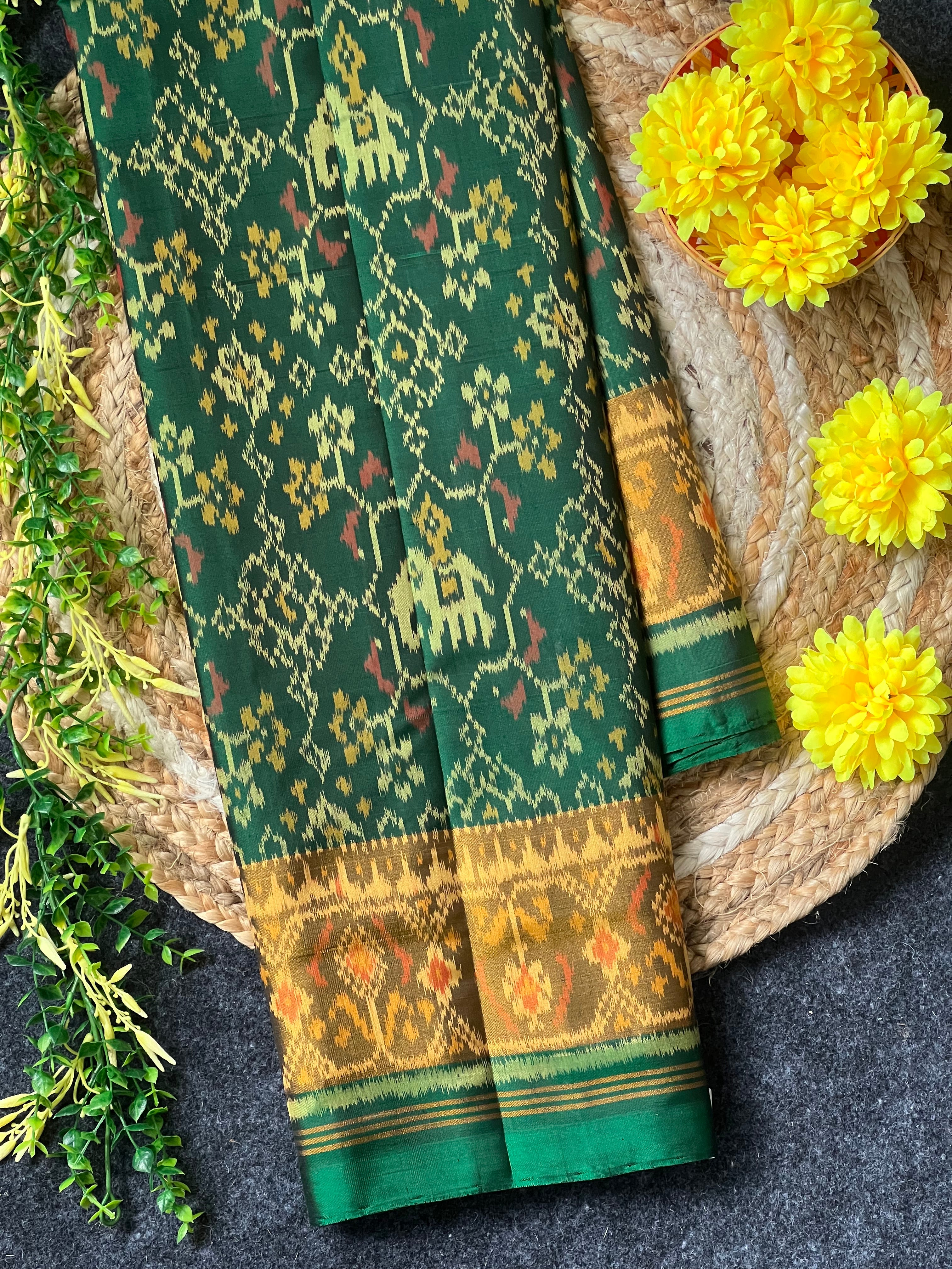 Fusion Design Handwoven Patola Silk Saree Main image