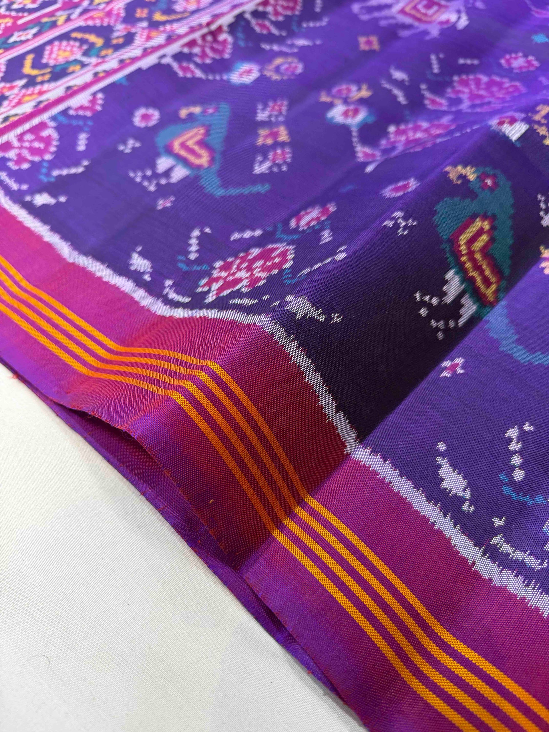 exclusive Motifs Design Handwoven Patola Silk Saree