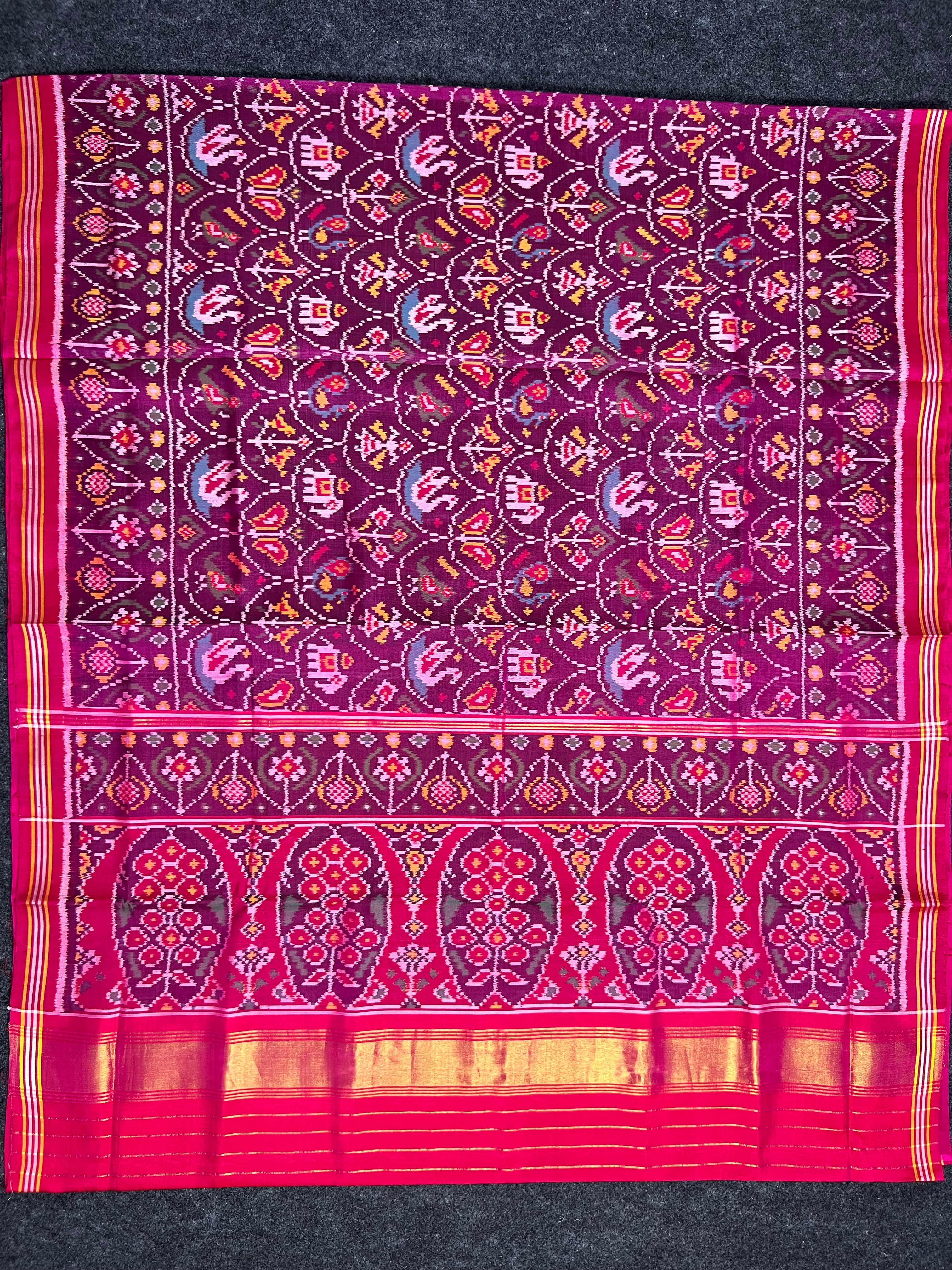 Green Motif Design Handwoven Patola Silk Saree Secondary image