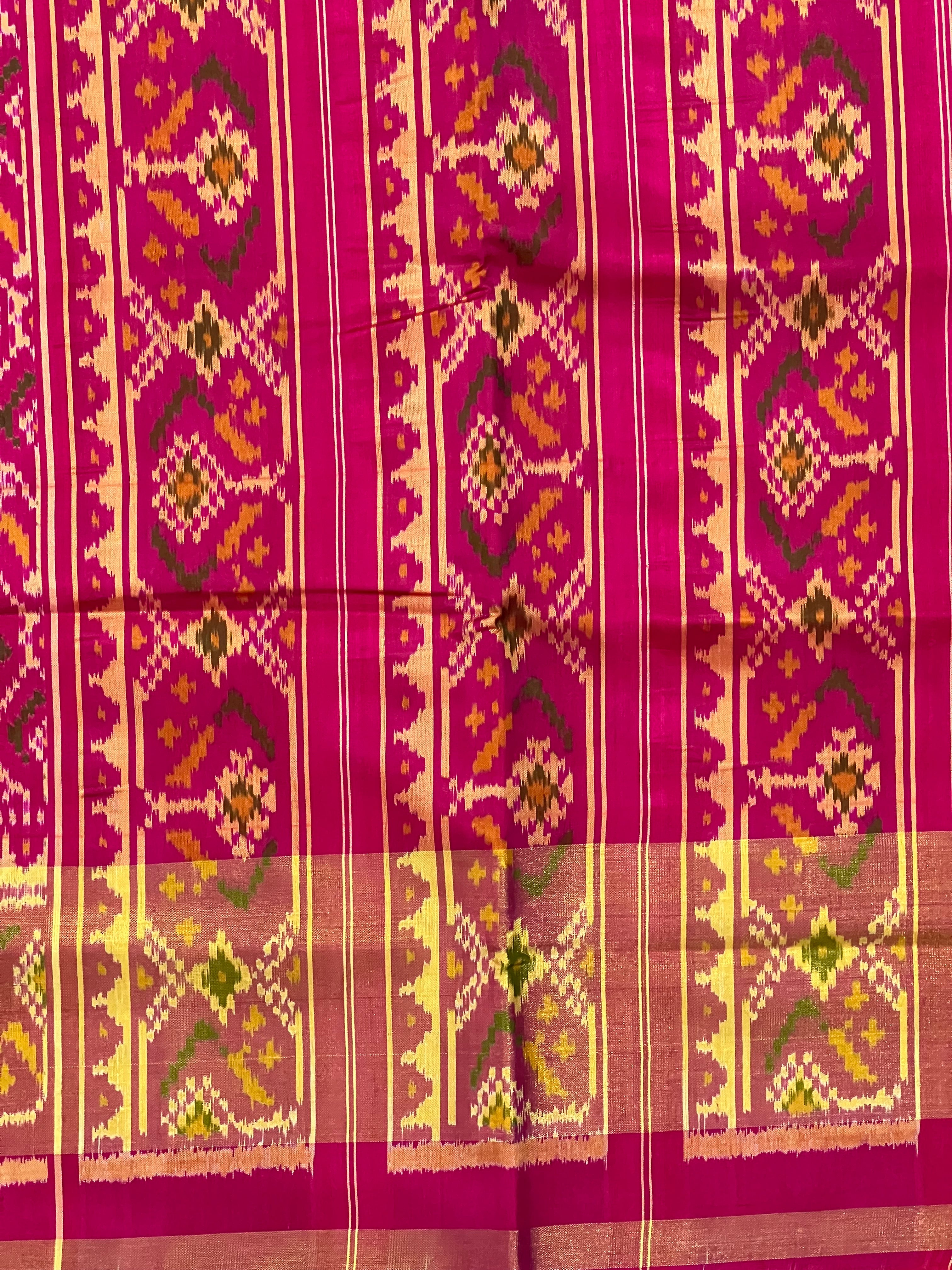Narikunj Traditional Design Handwoven Patola Silk Saree