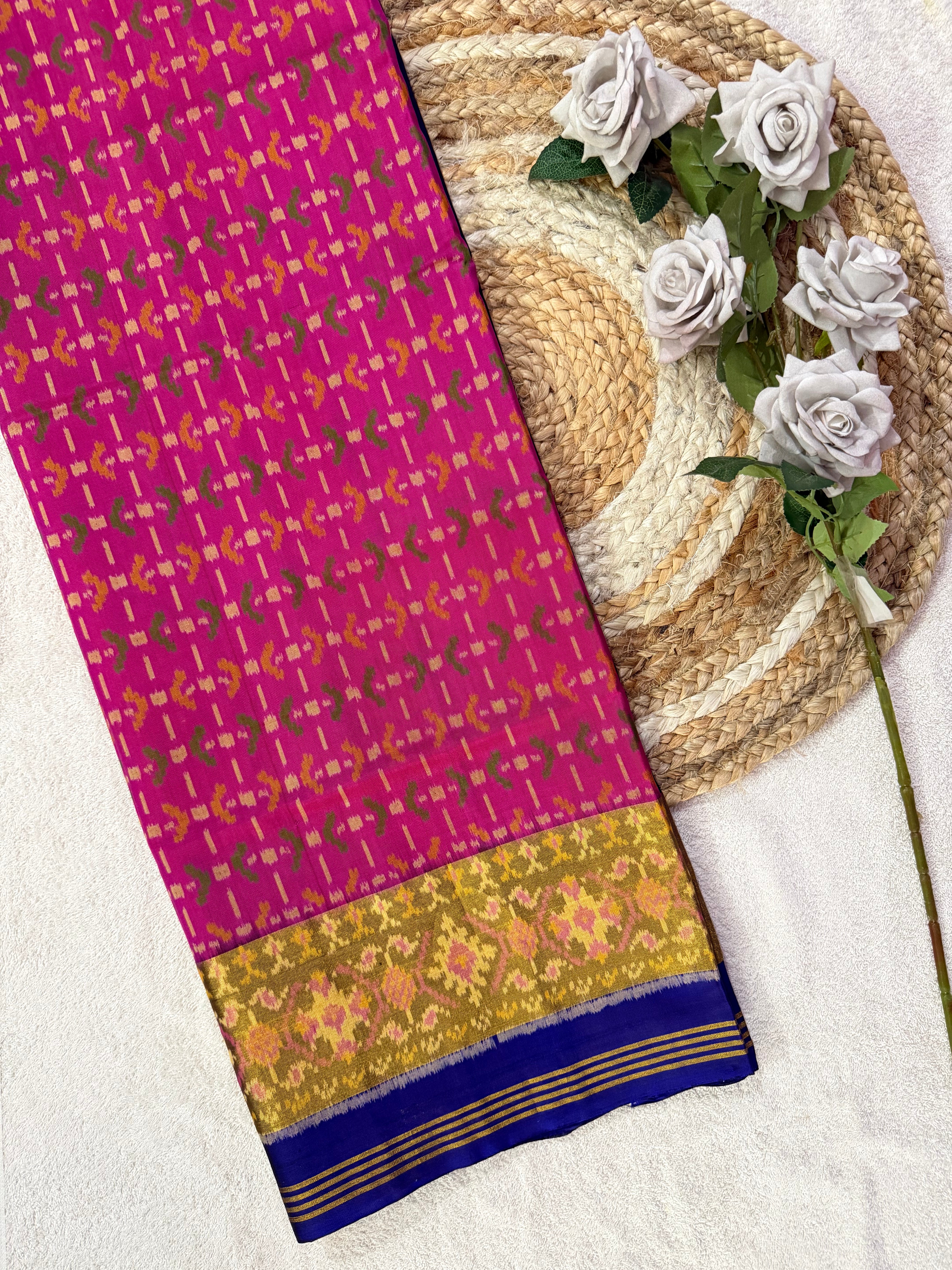Fancy Design Handwoven Patola Silk Saree Main image