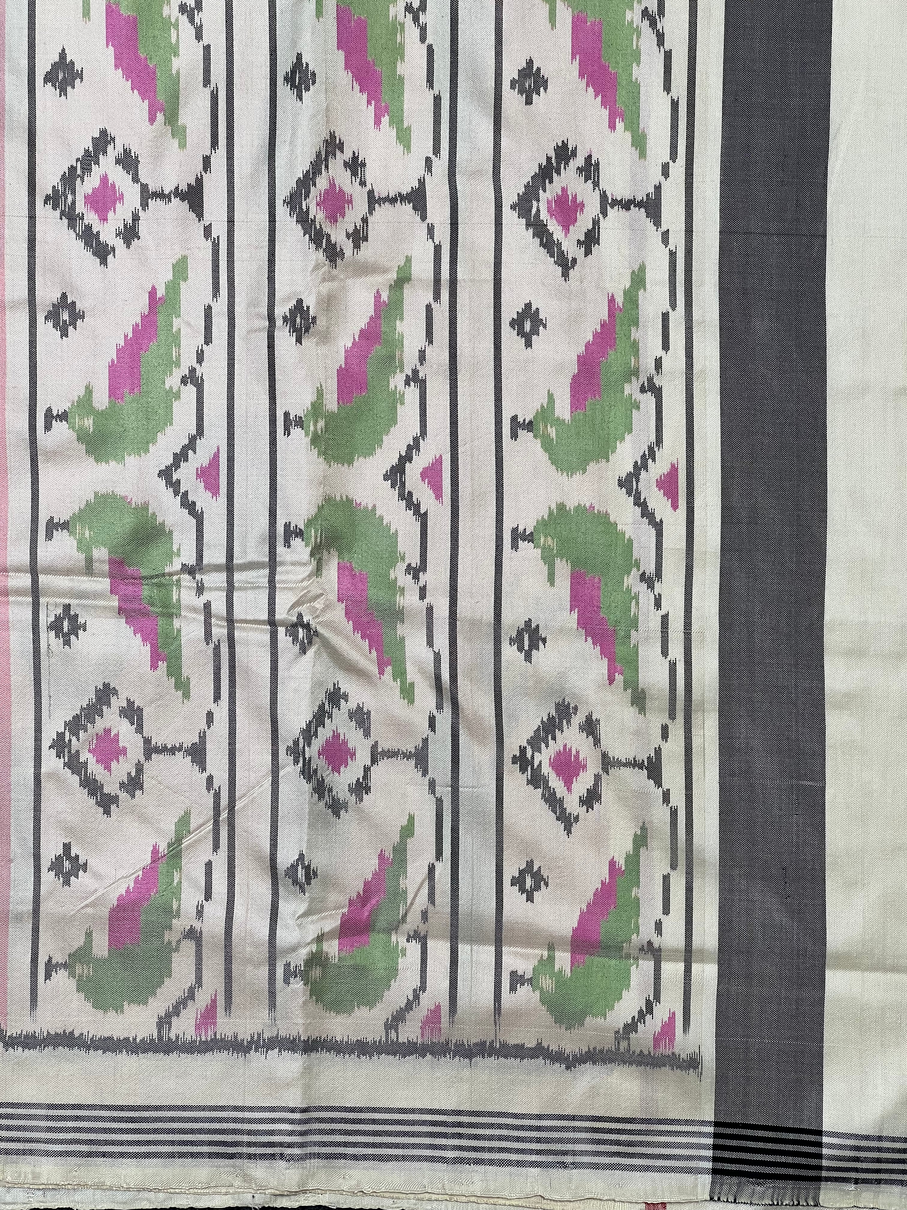 Exclusive Design Handwoven Patola Silk Saree