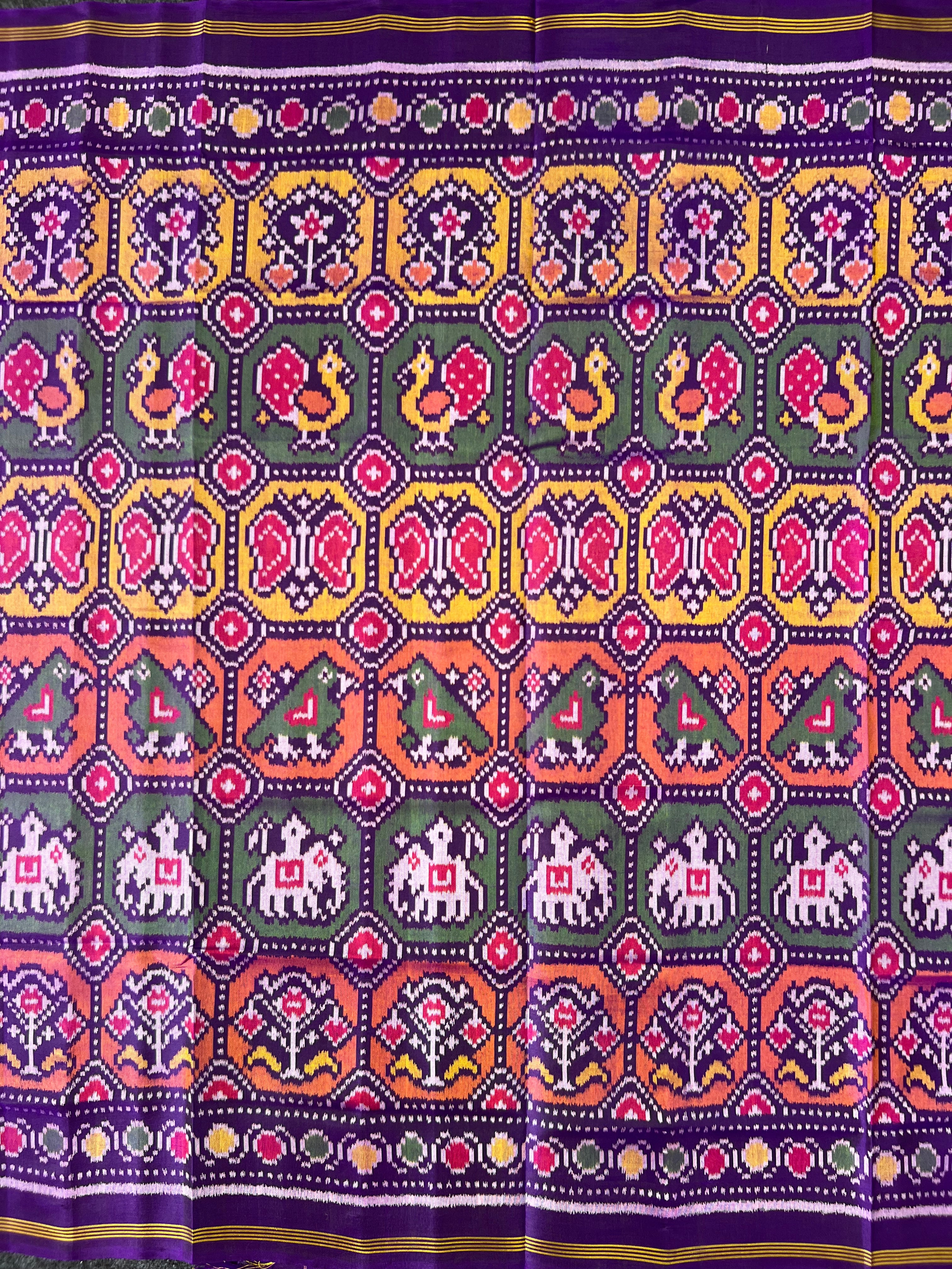 Motif design Handwoven Patola Dupatta