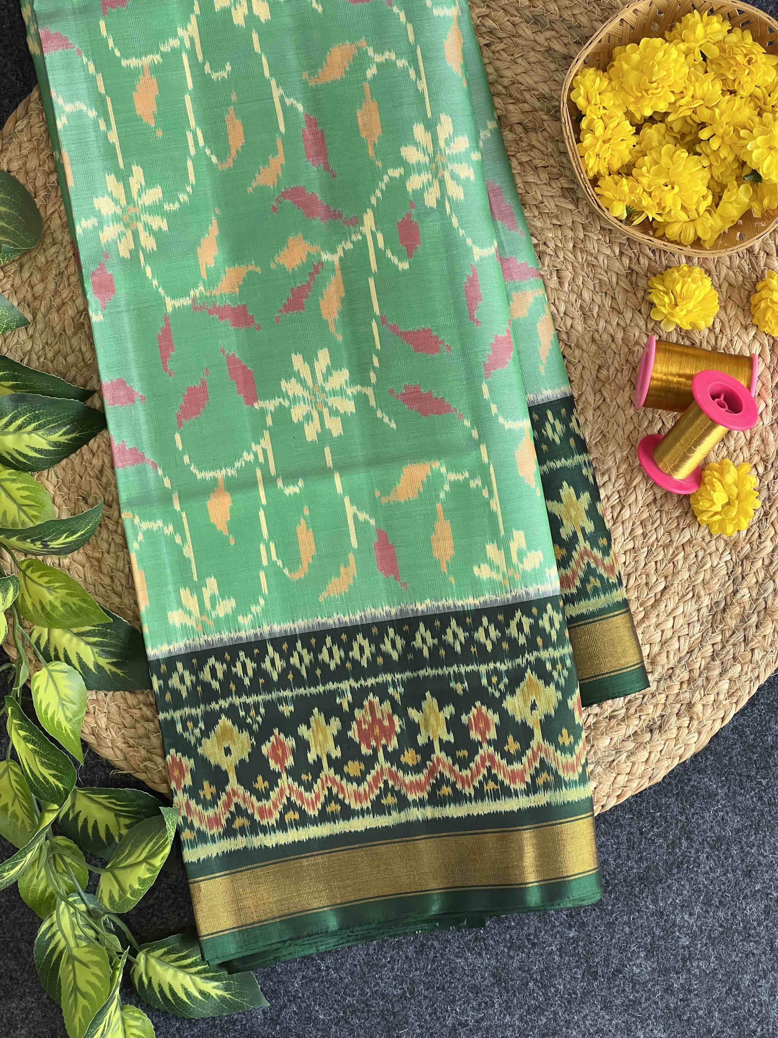 Parrot Green Flower Design Handwoven Patola Silk Saree Main image