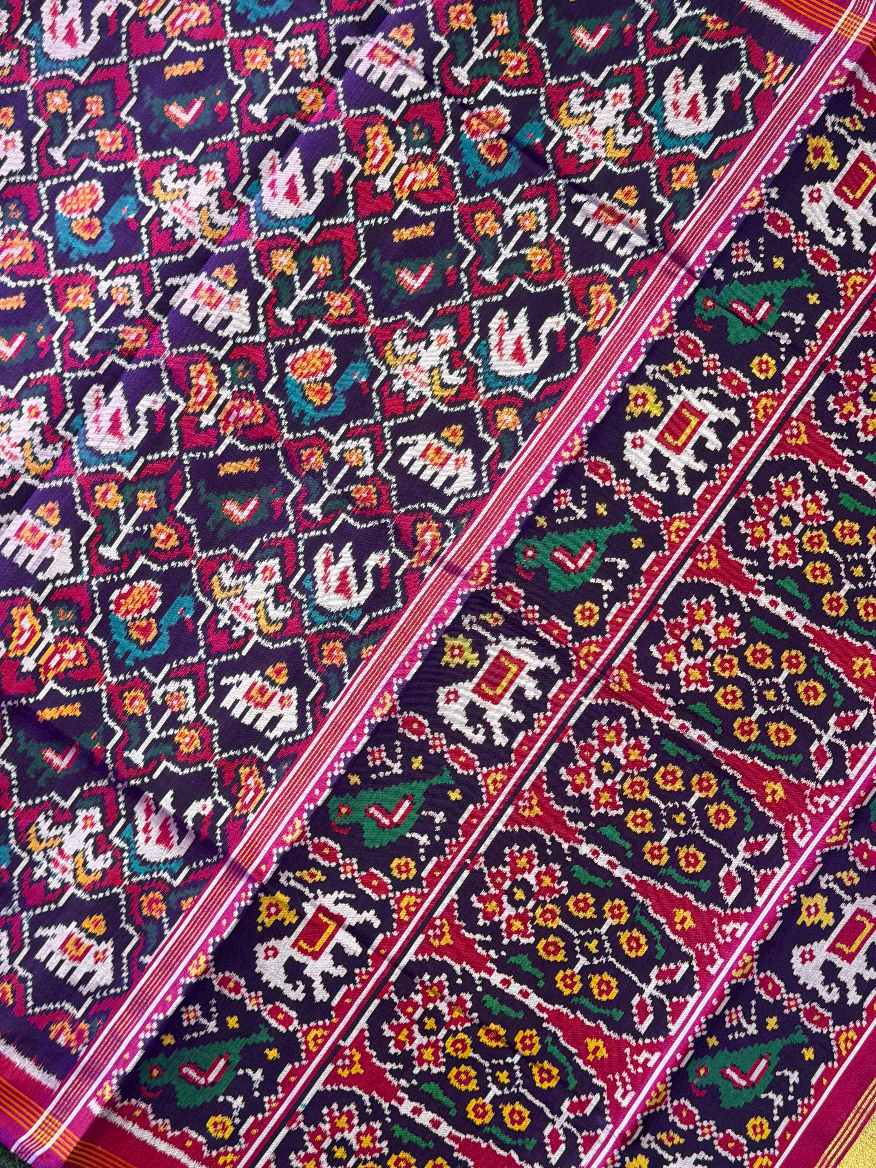 Motif Design Handwoven Patola Silk Saree