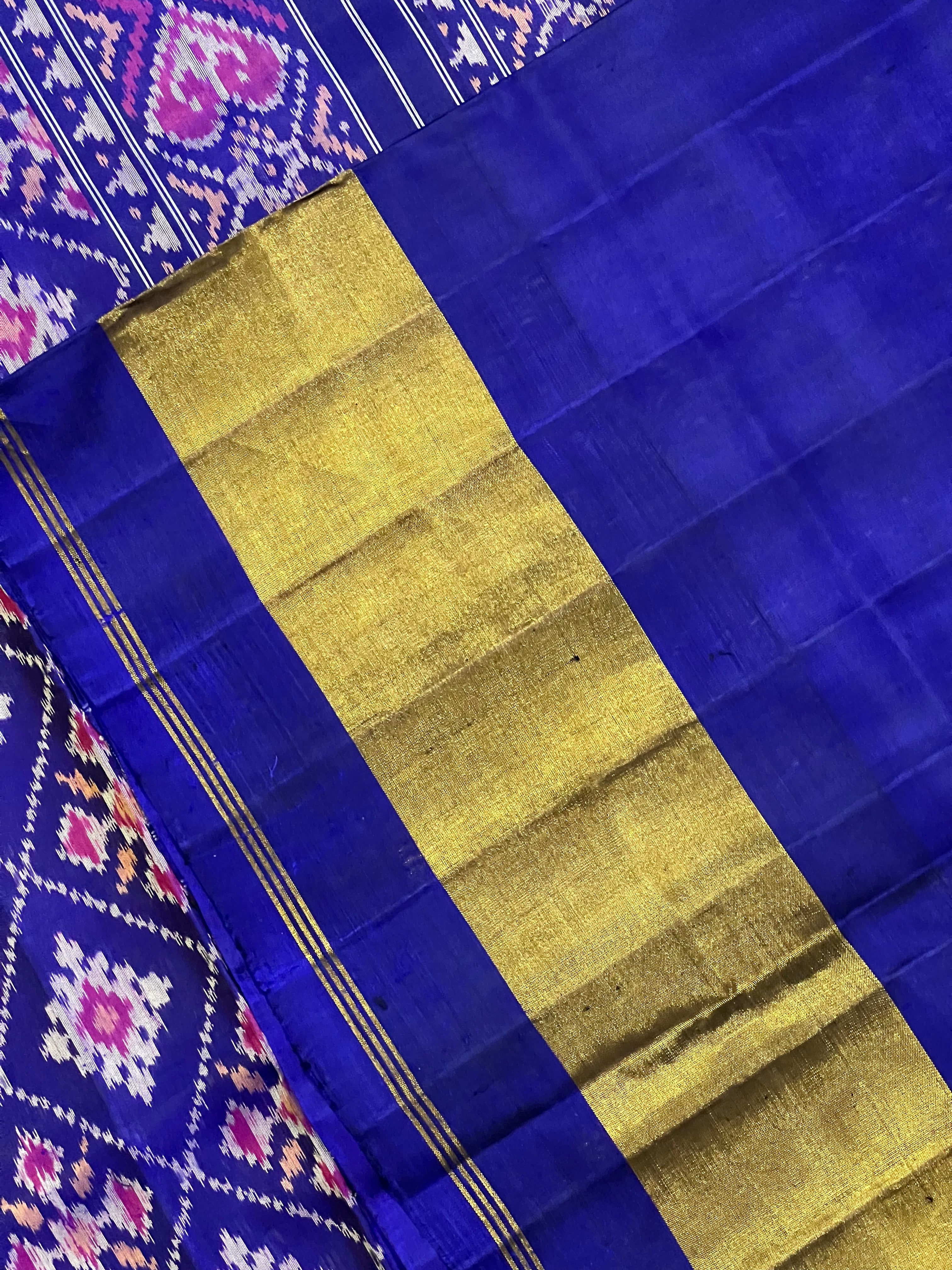 Pan-Chanda Traditional Design Handwoven Patola Silk Saree