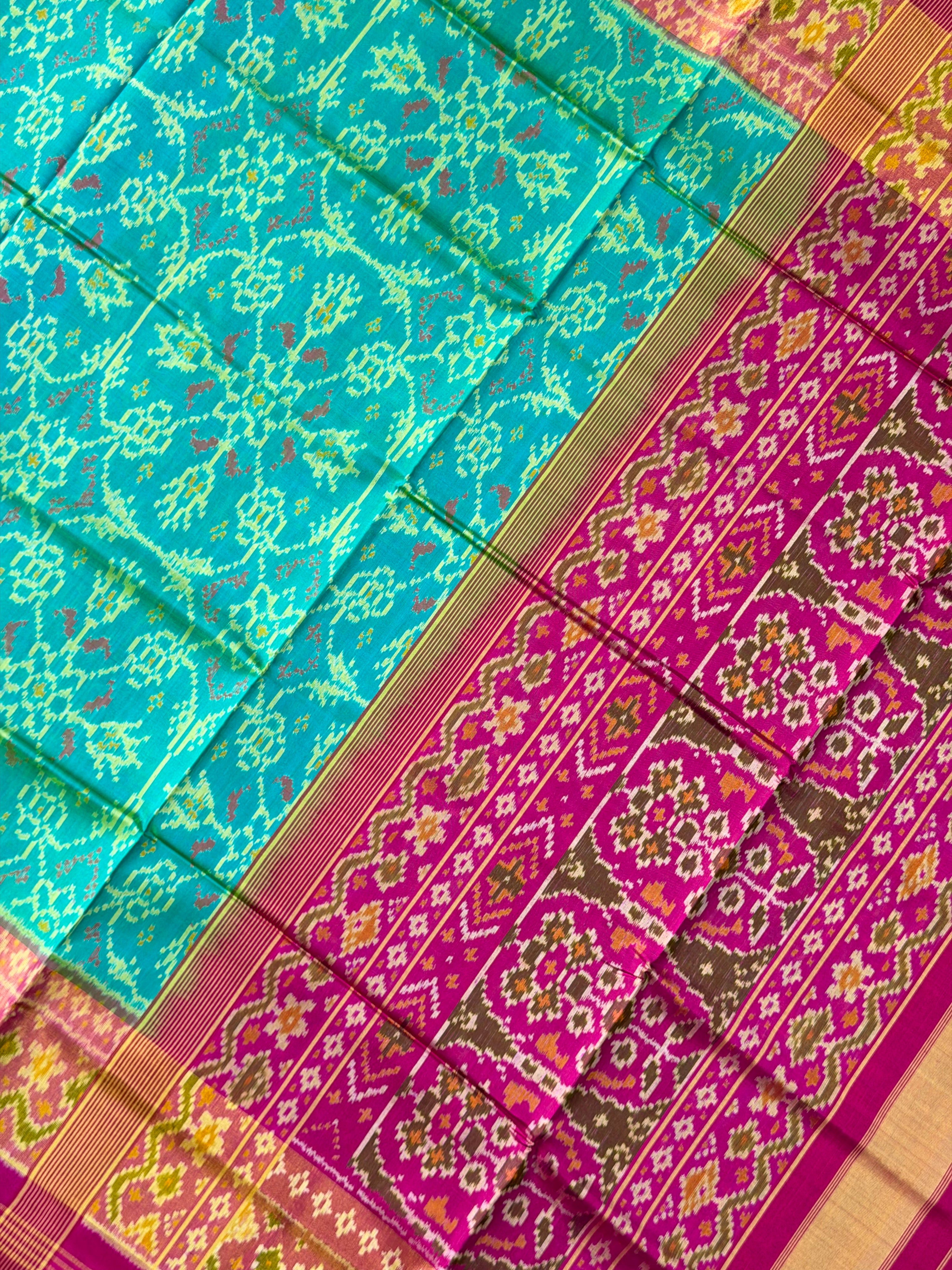 Handwoven Patola Silk Saree Chabadi Design