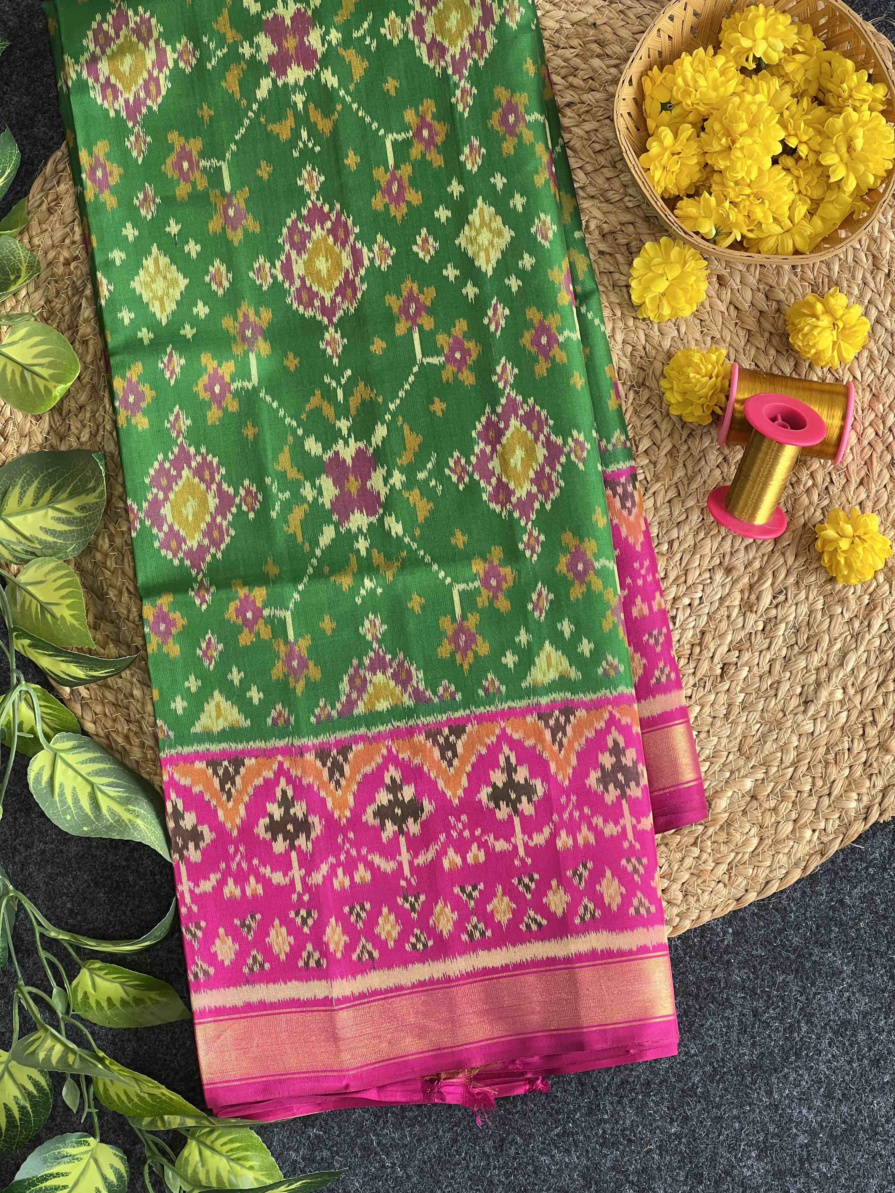 Navratna Traditional Design Handwoven Patola Silk Saree Main image