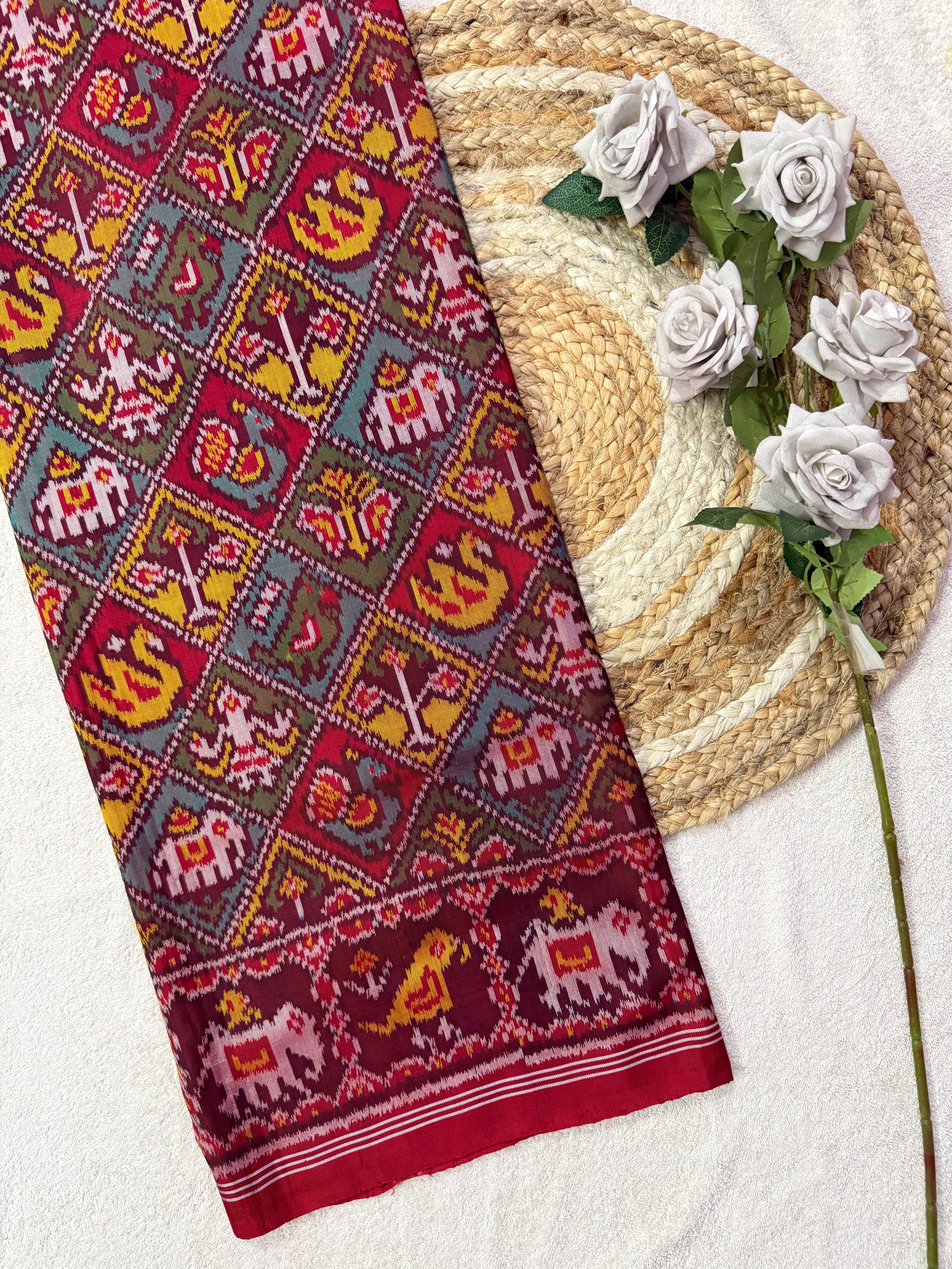 Multicolor Motif Design Handwoven Patola Silk Saree Main image