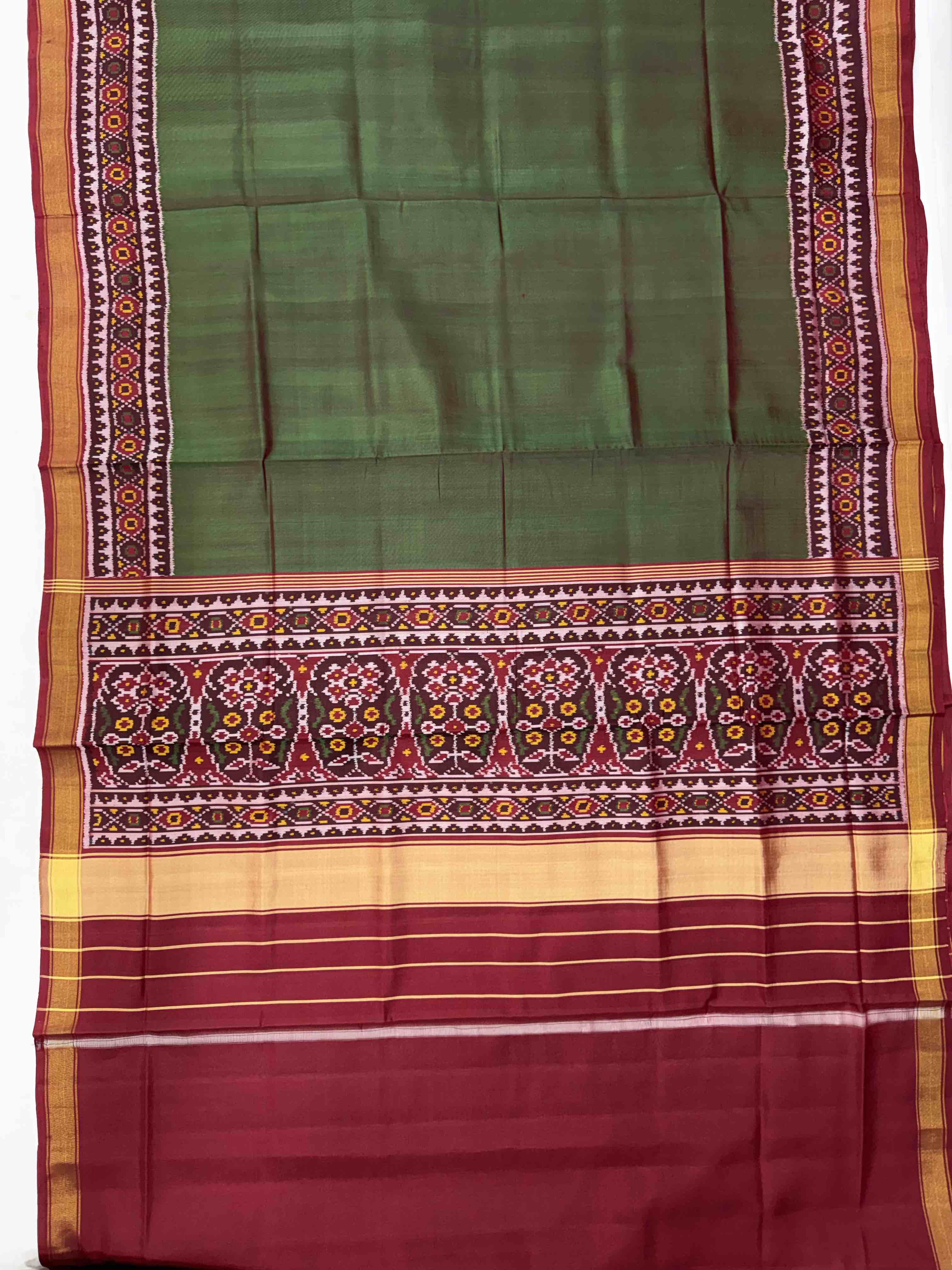 Plain gala Border Handwoven Patola Silk Saree