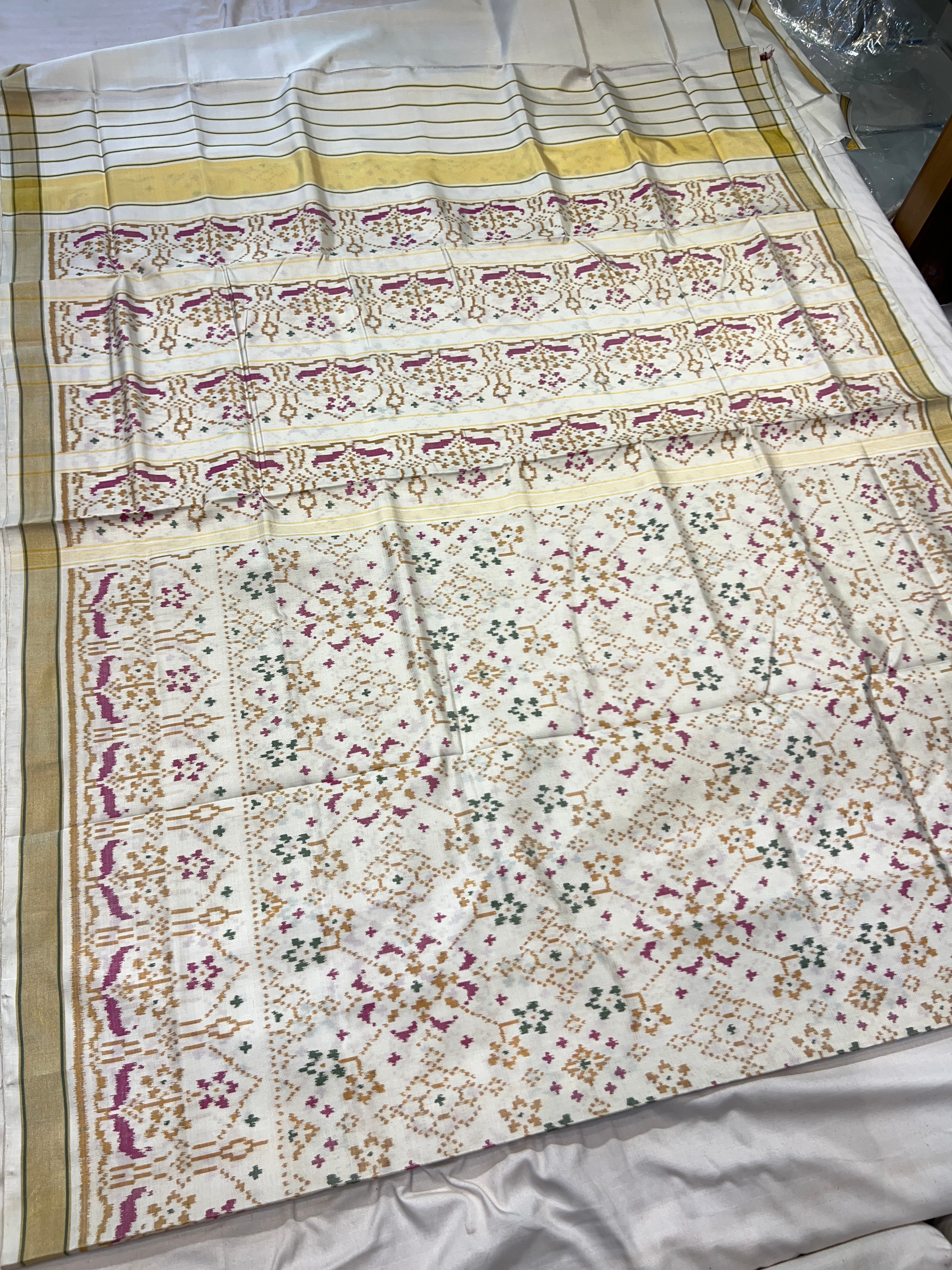 Handwoven Patola Silk Saree Secondary image