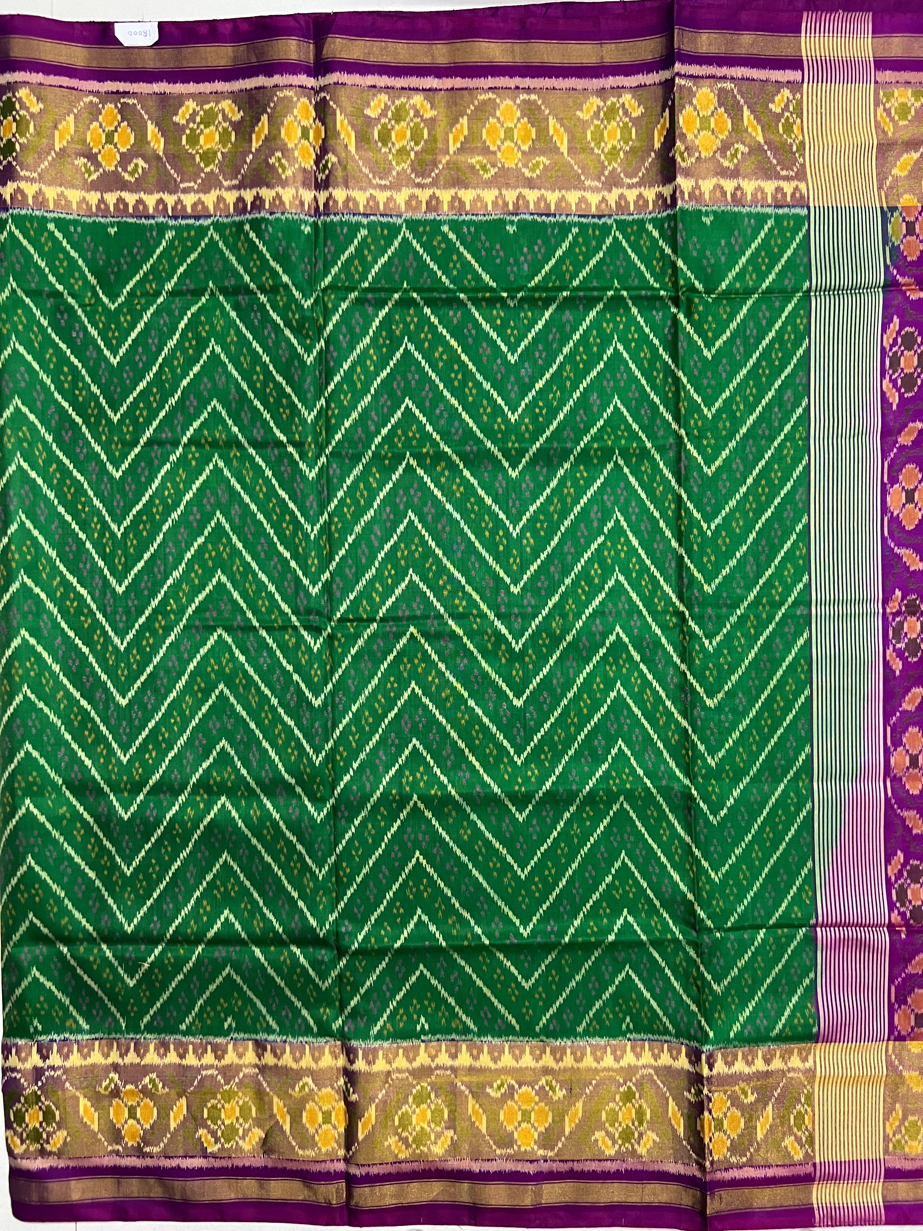 Laheriya Zigzag Handwoven Patola Silk Saree