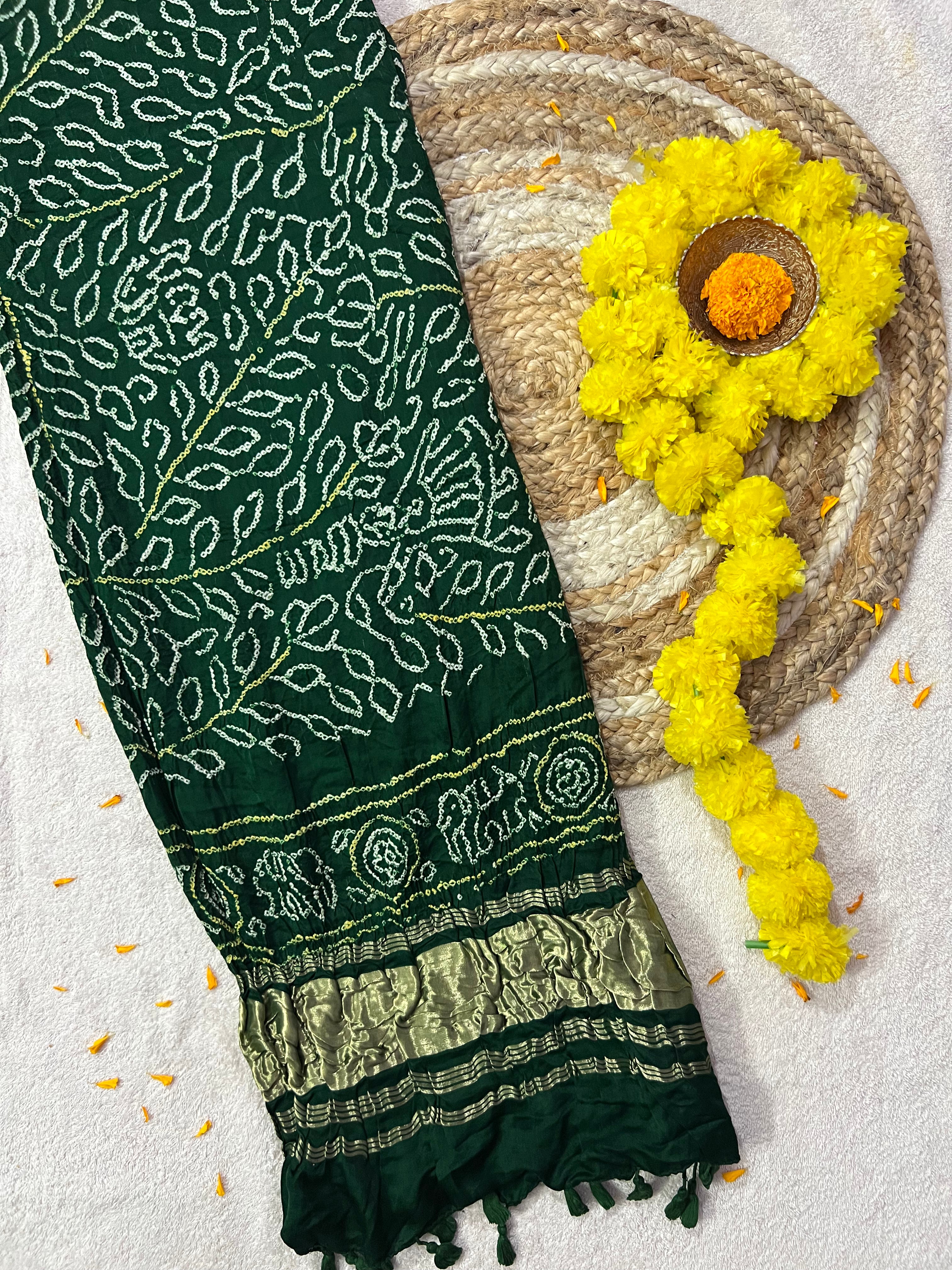Gaji Silk Bandhej Dupatta Main image