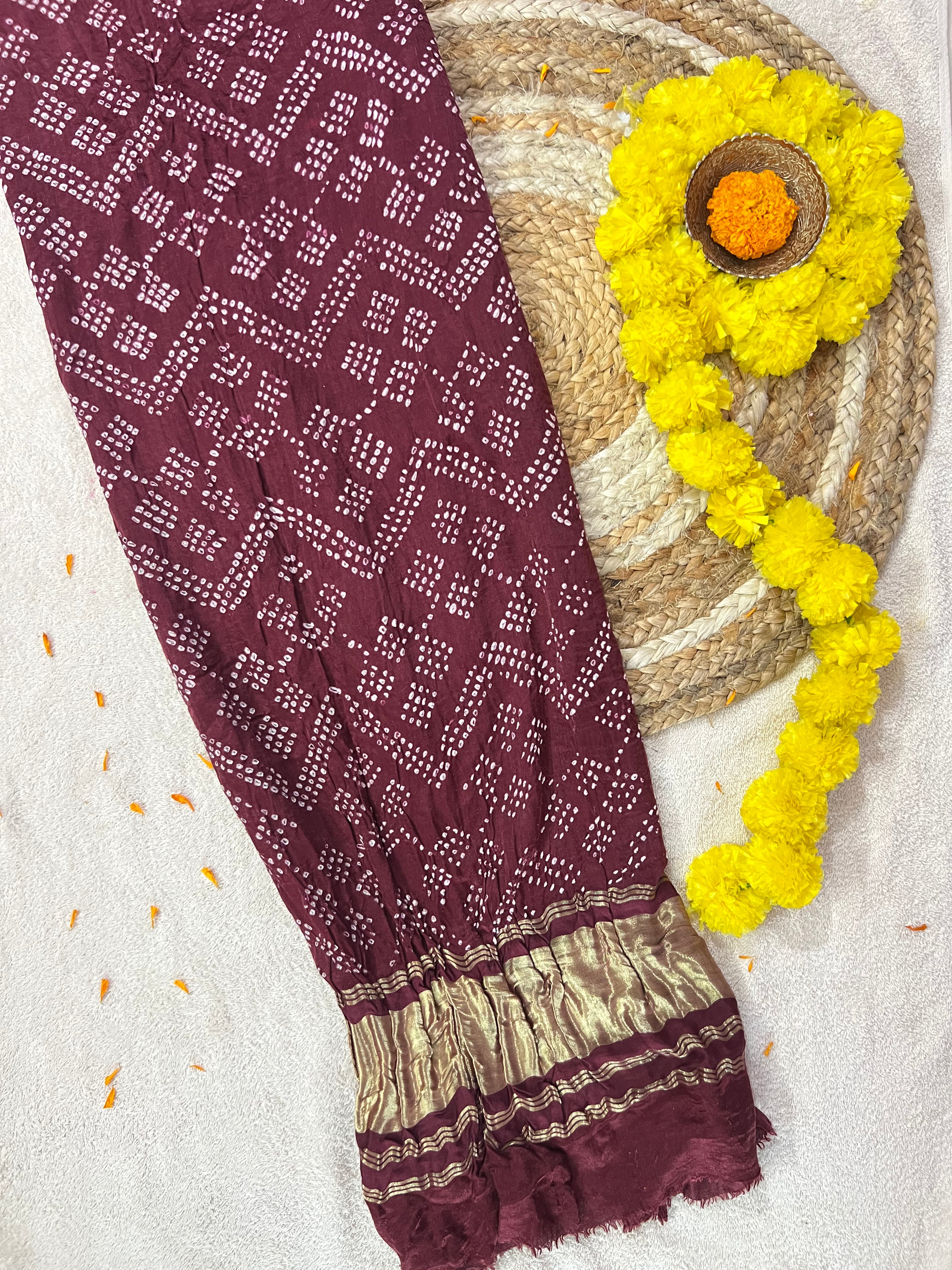 Gaji Silk Bandhej Dupatta Main image
