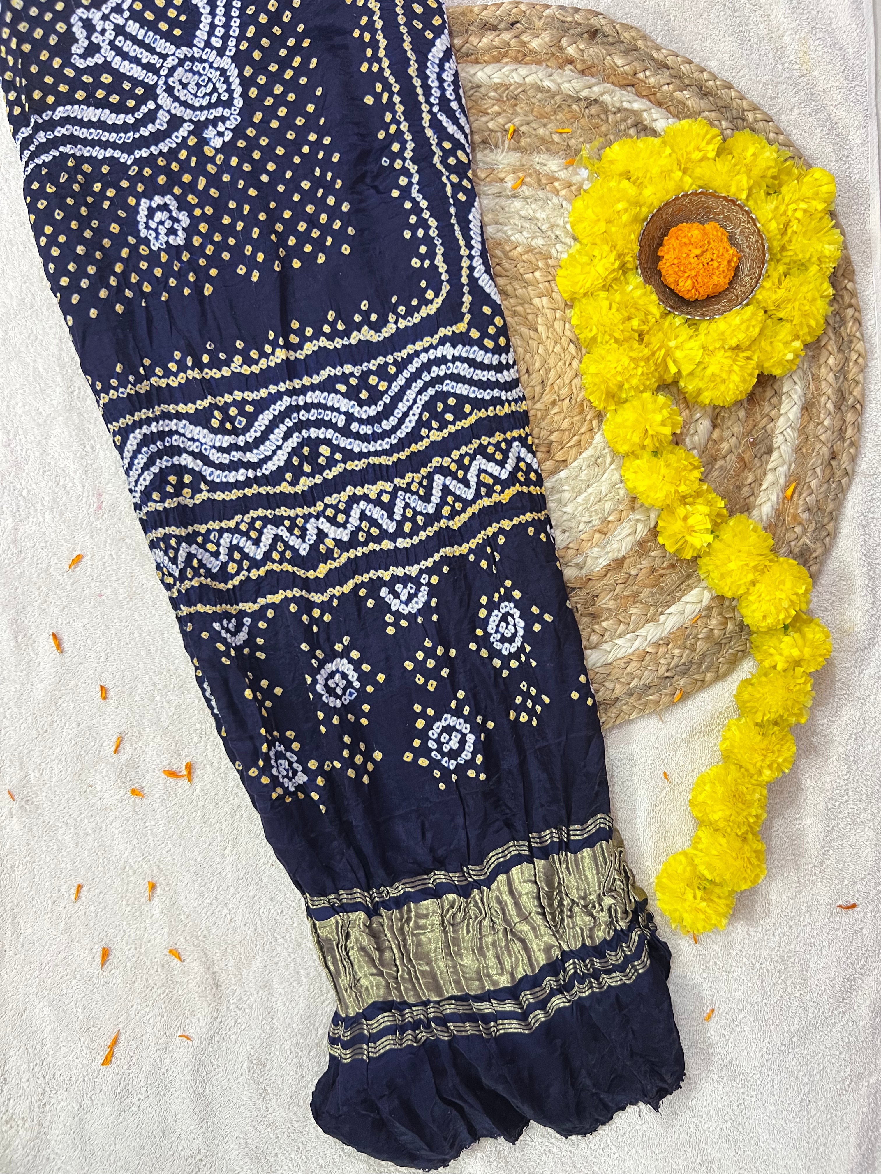 Gaji Silk Bandhej Dupatta Main image