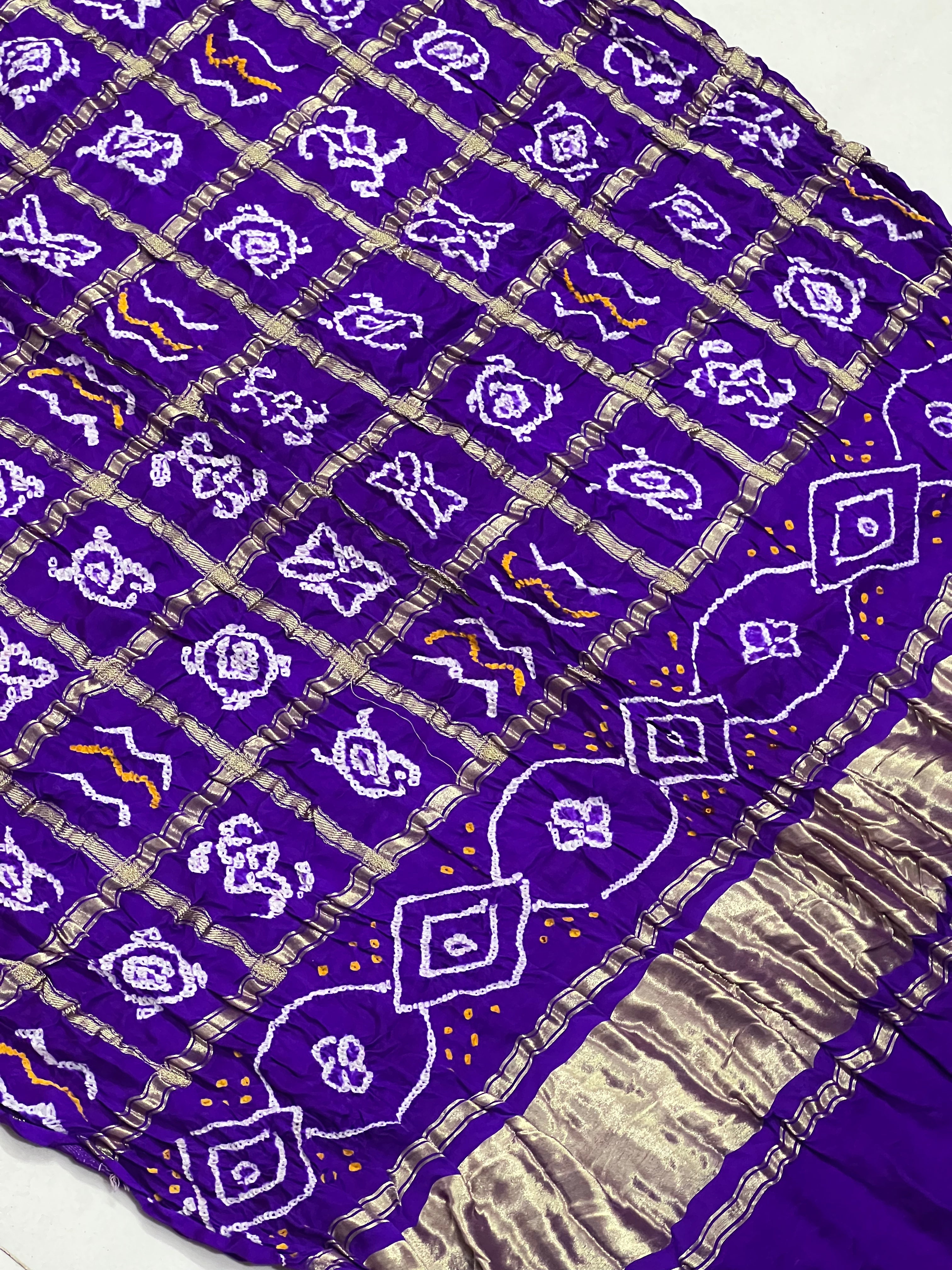Gaji Silk Checks Bandhej Dupatta