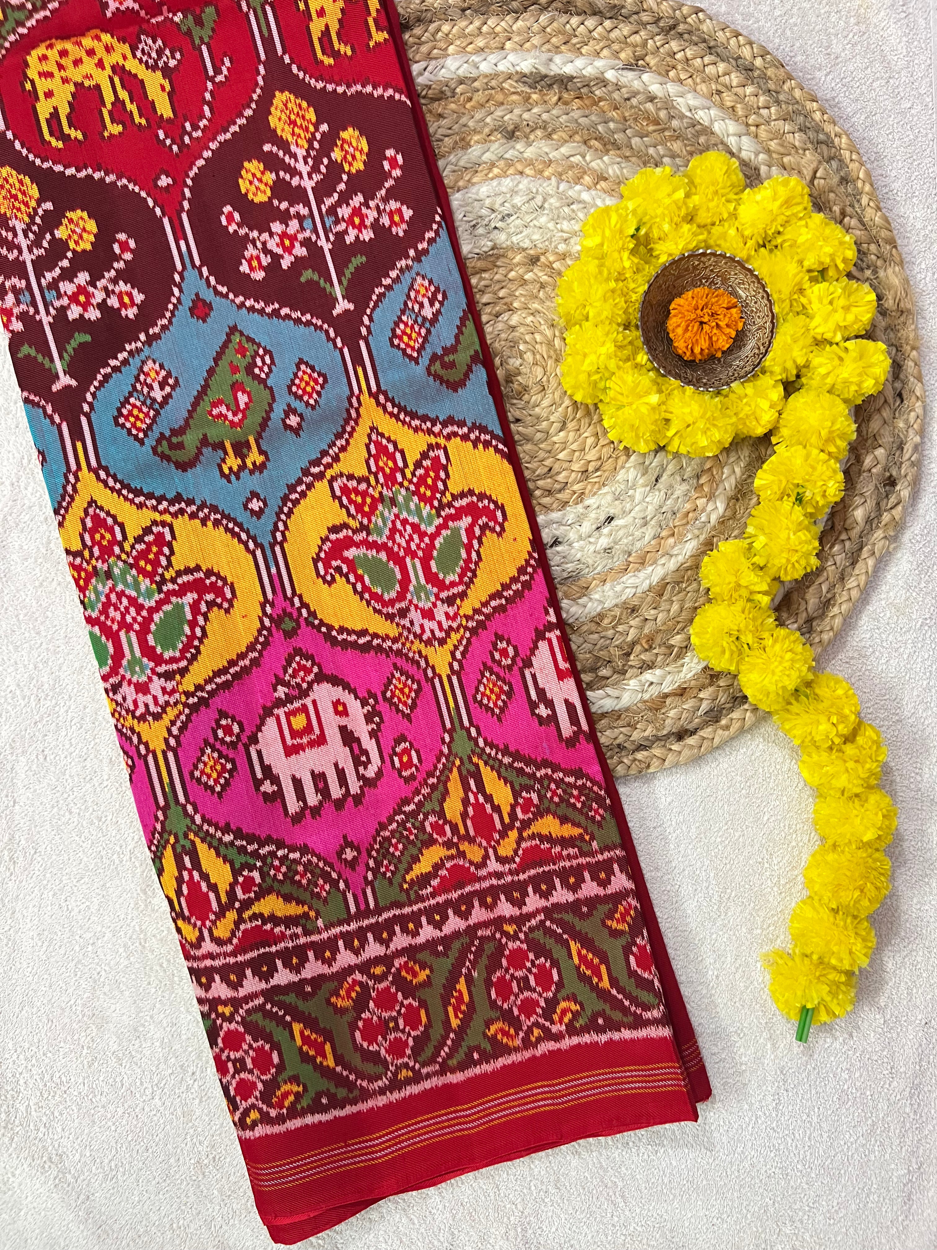 Twill Weaving Handwoven Patola Silk Saree Main image