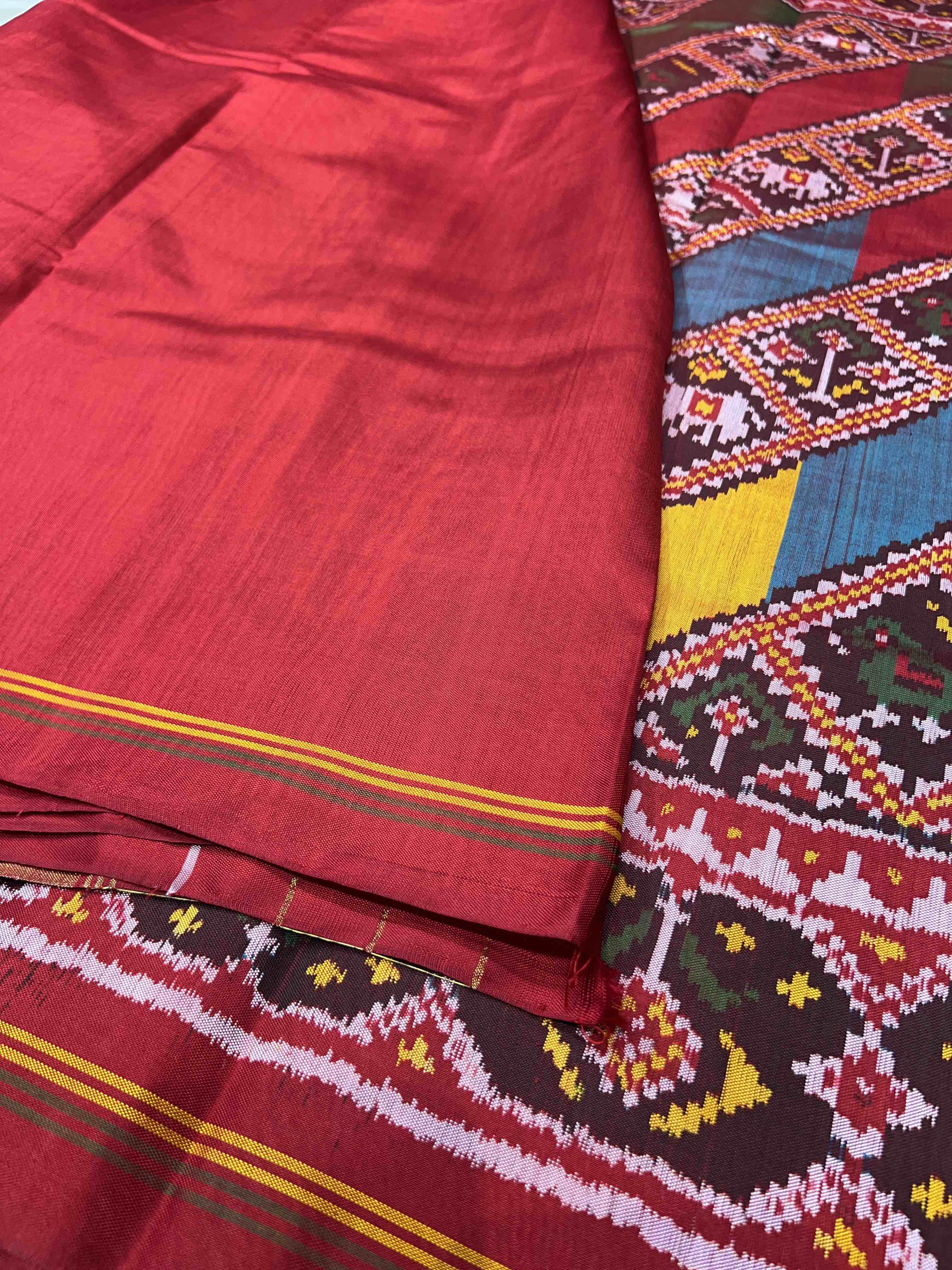 Handwoven Patola Silk Saree Laheriya Designer