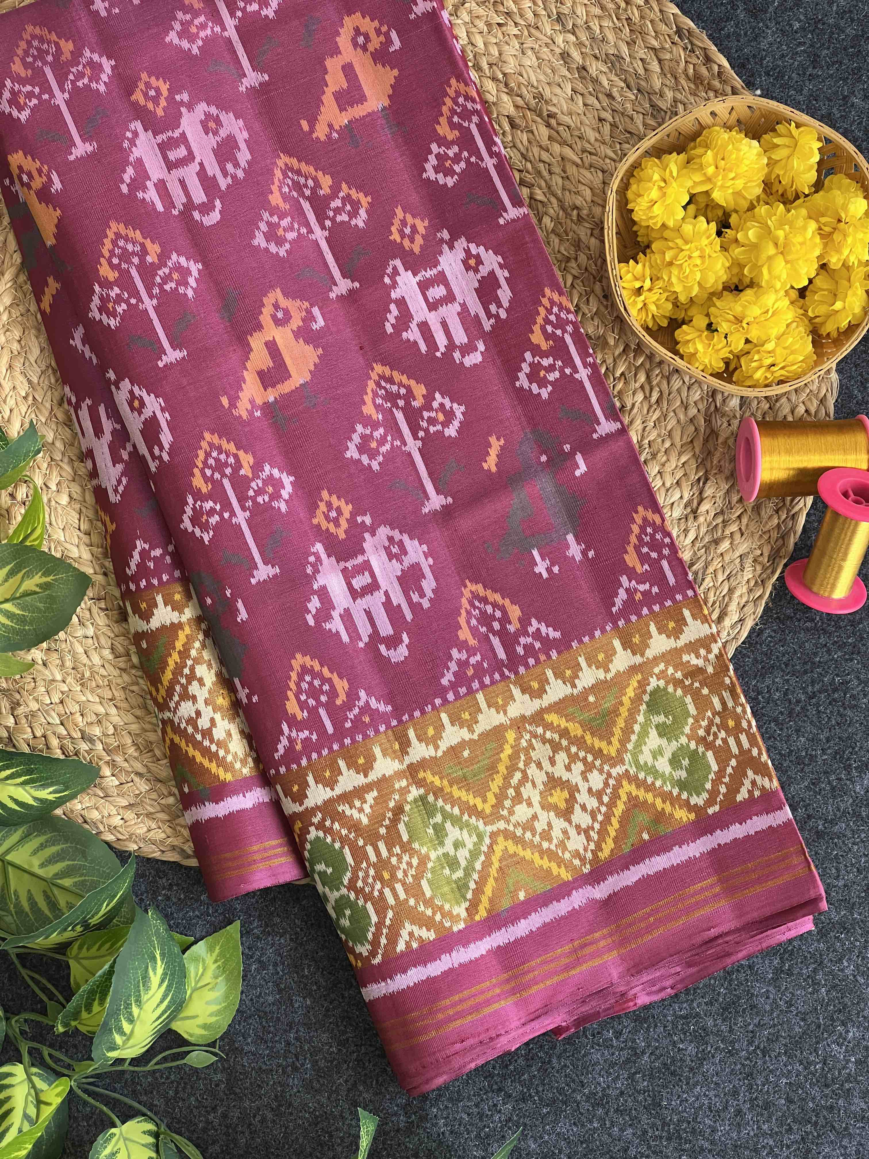 Handwoven Patola Silk Saree Narikunj Figure