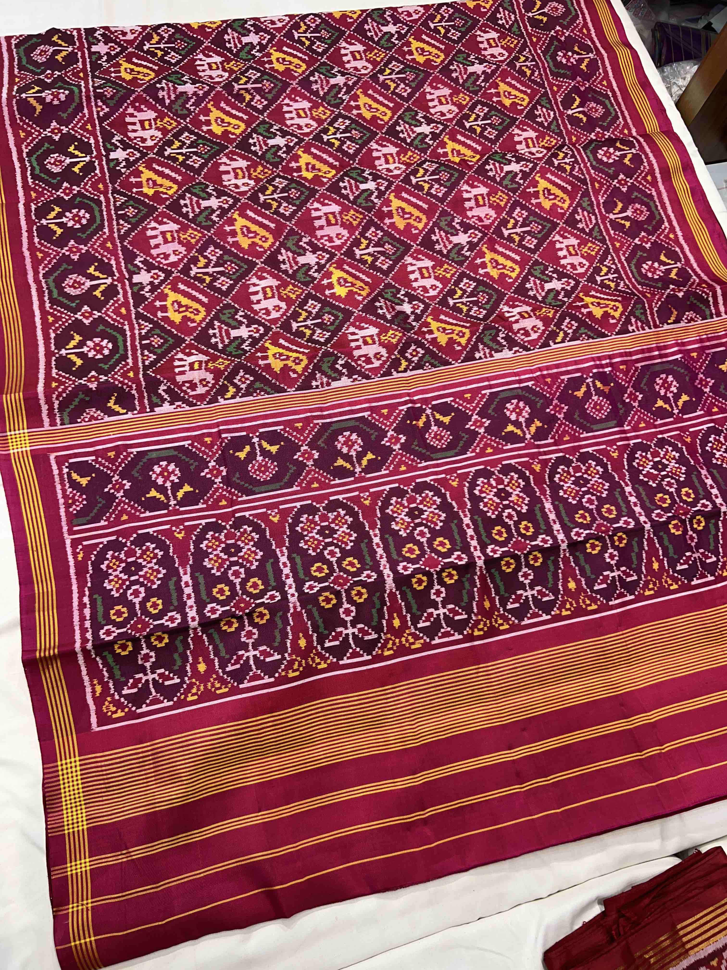 Handwoven Patola Silk Saree Traditional Narikunjan