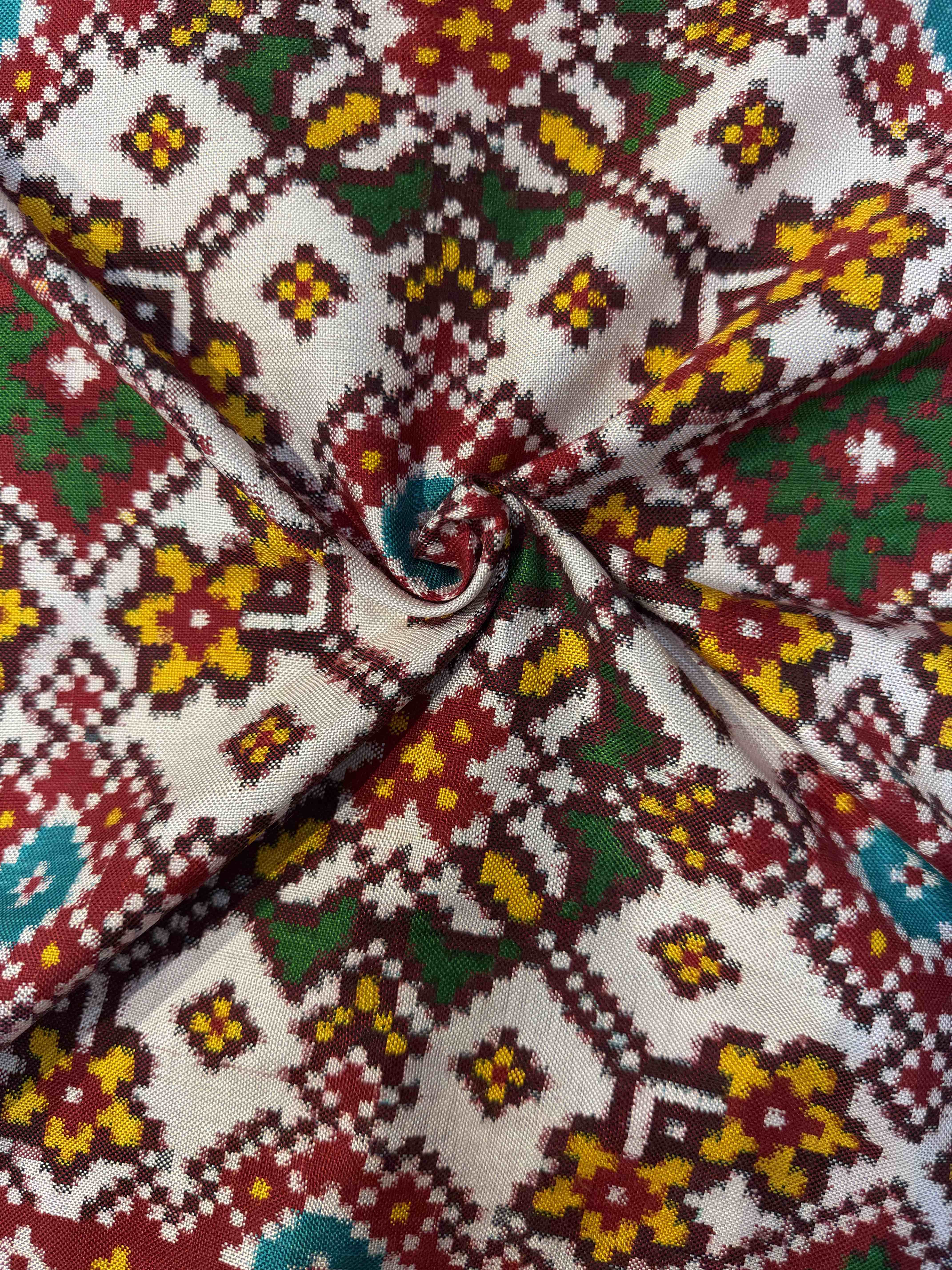 Handwoven Double Ikat Patola Silk Saree White Navratna Secondary image