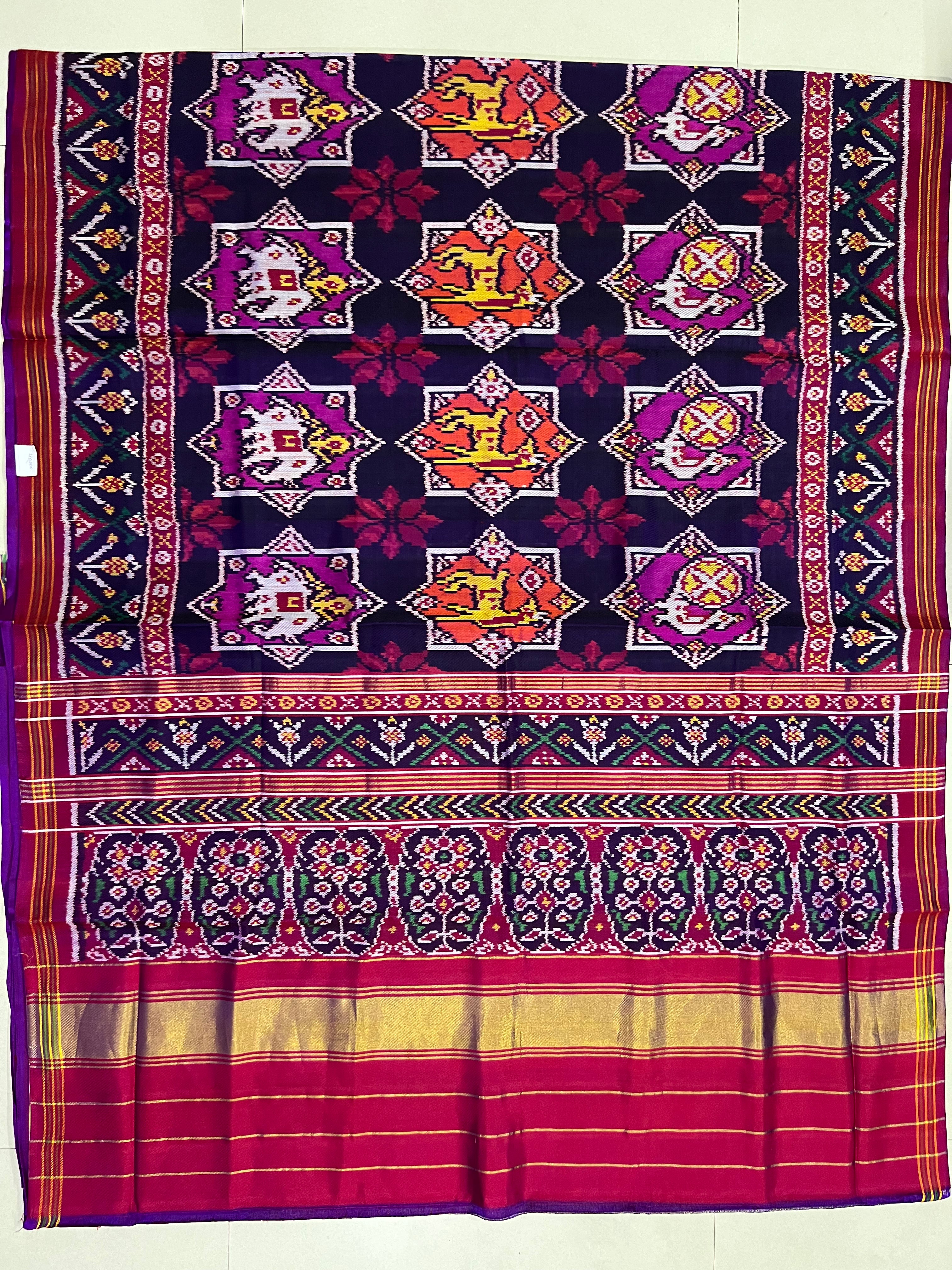 Handwoven Patola Silk Saree Twill Weaving  Star Motif
